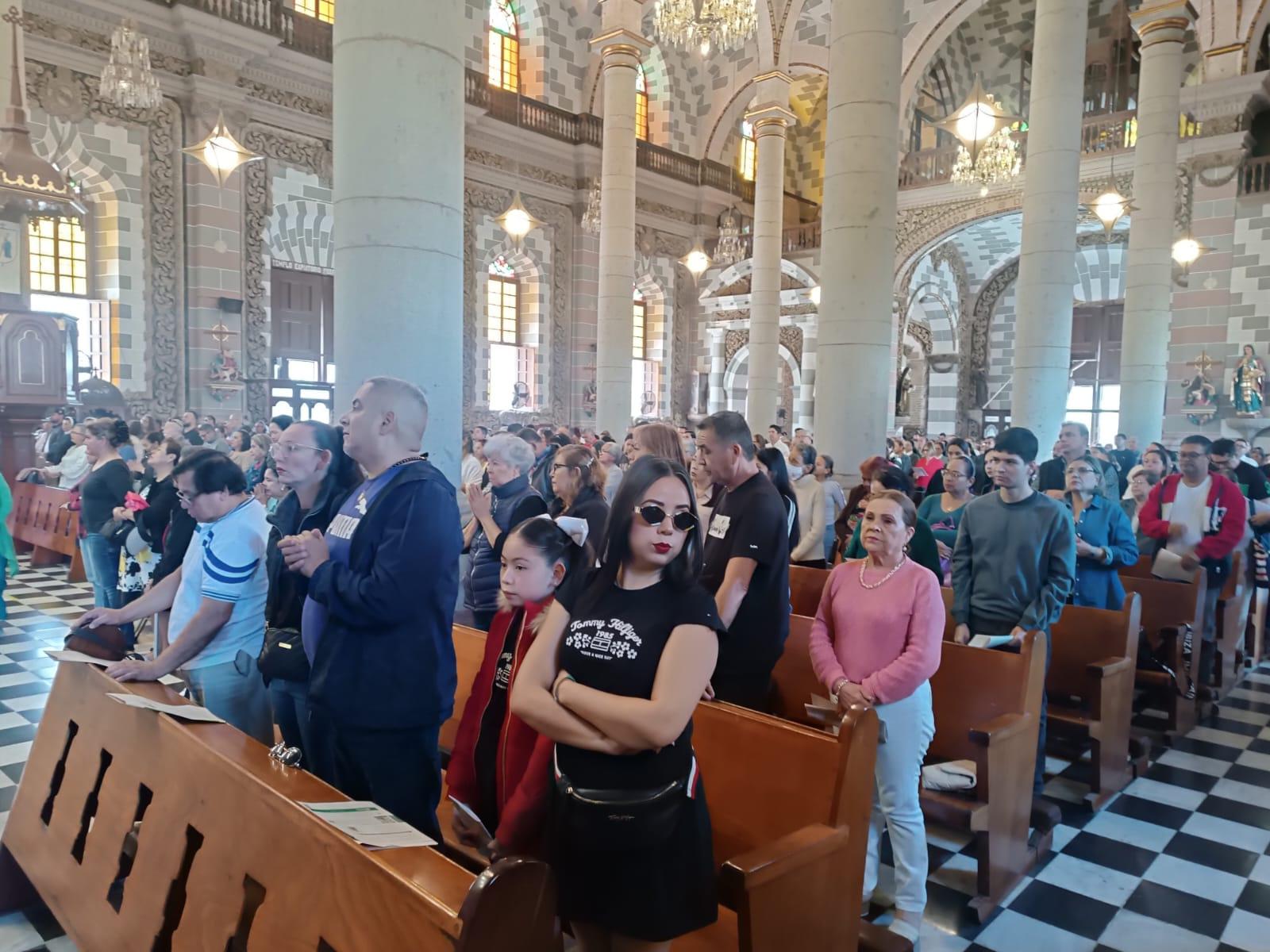 $!Celebran con misa y procesión la llegada del Año Santo 2025 en Catedral de Mazatlán