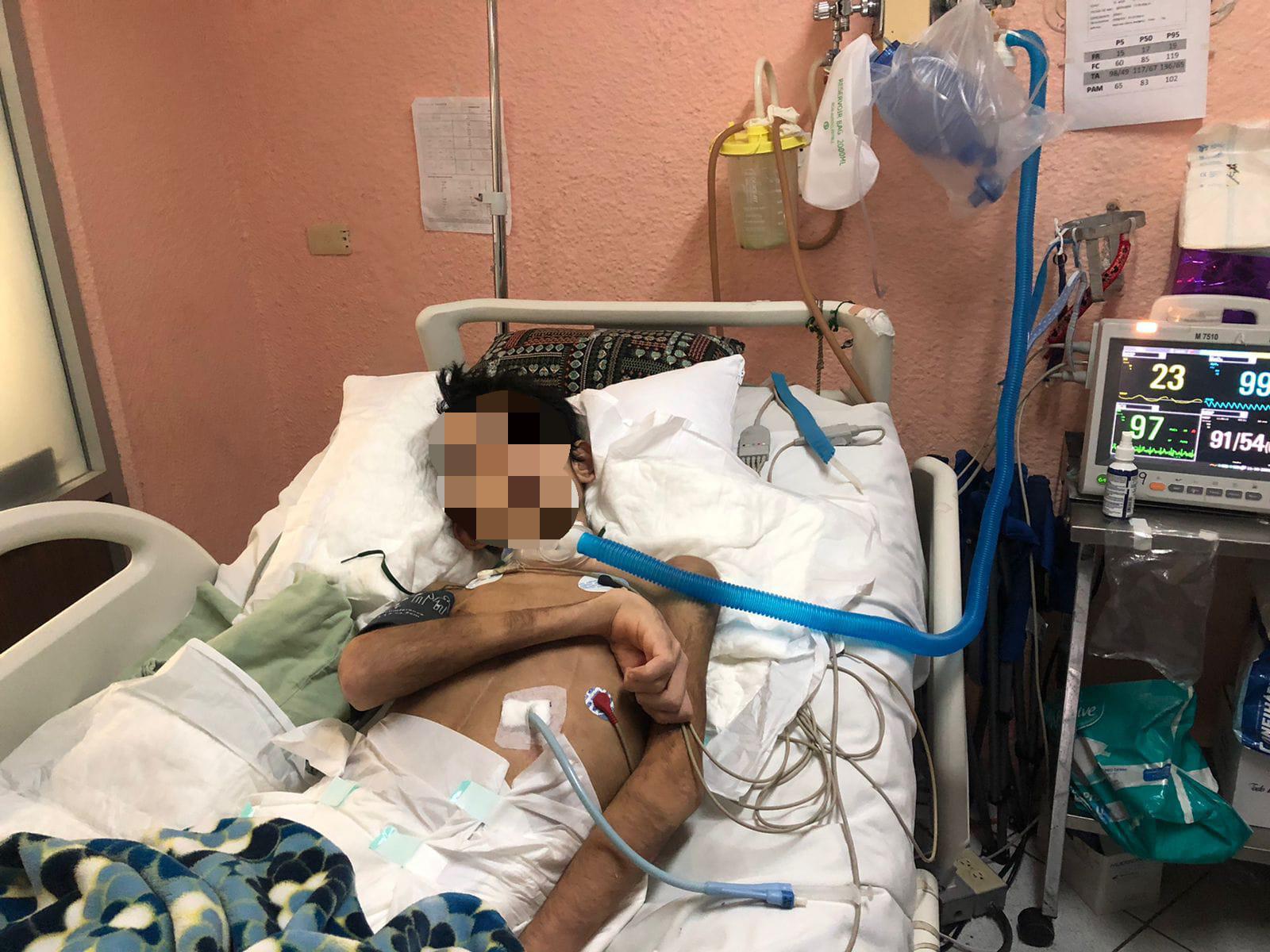 $!Padre teme que den de alta a su hijo anticipadamente luego de manifestarse por la falta de medicamentos; Hospital Pediátrico dice que ha tenido mejorías