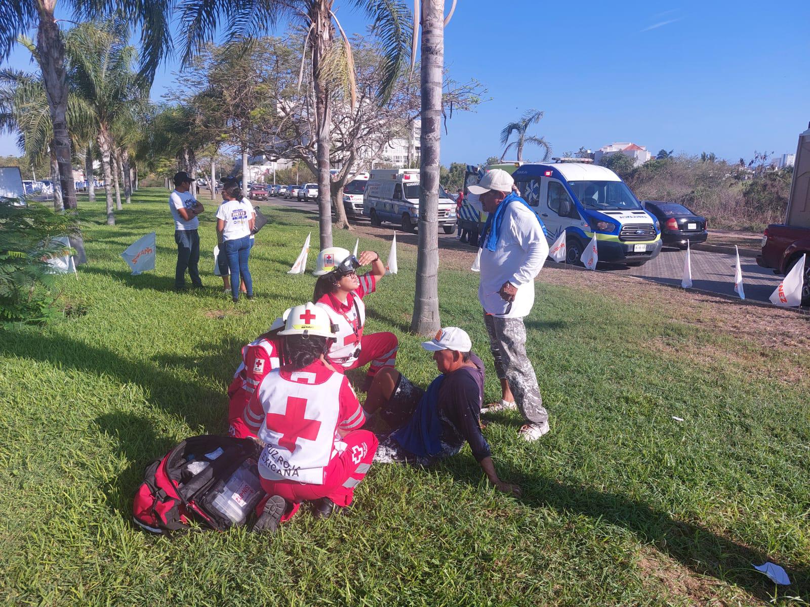 $!Se registra carambola frente al Centro de Convenciones de Mazatlán