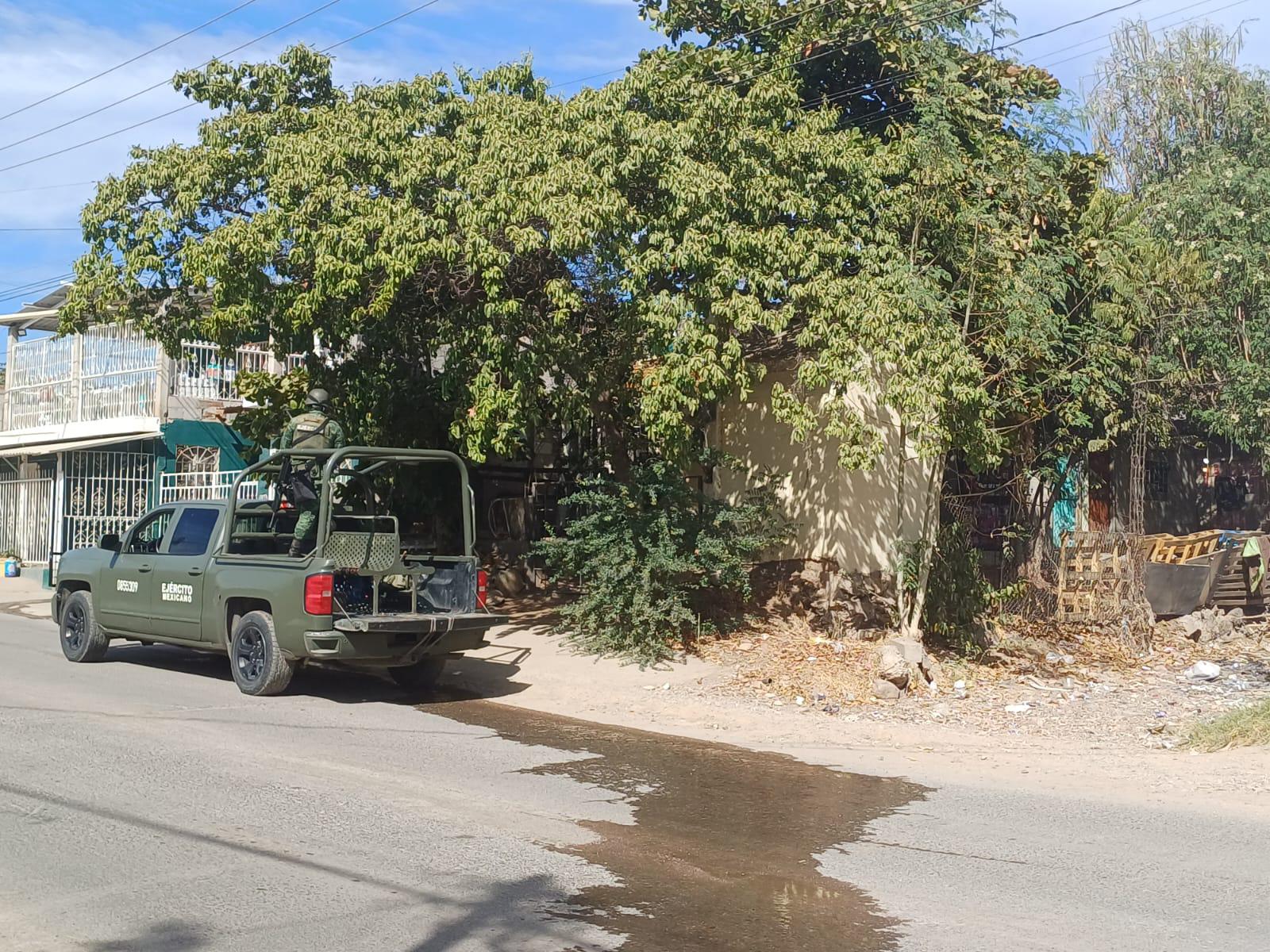 $!Libera Guardia Nacional y Ejército a tres personas cautivas con operativo en la López Mateos