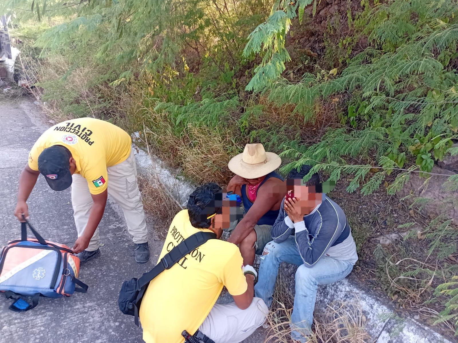 $!Deja accidente dos personas lesionadas en la México 15 en Escuinapa