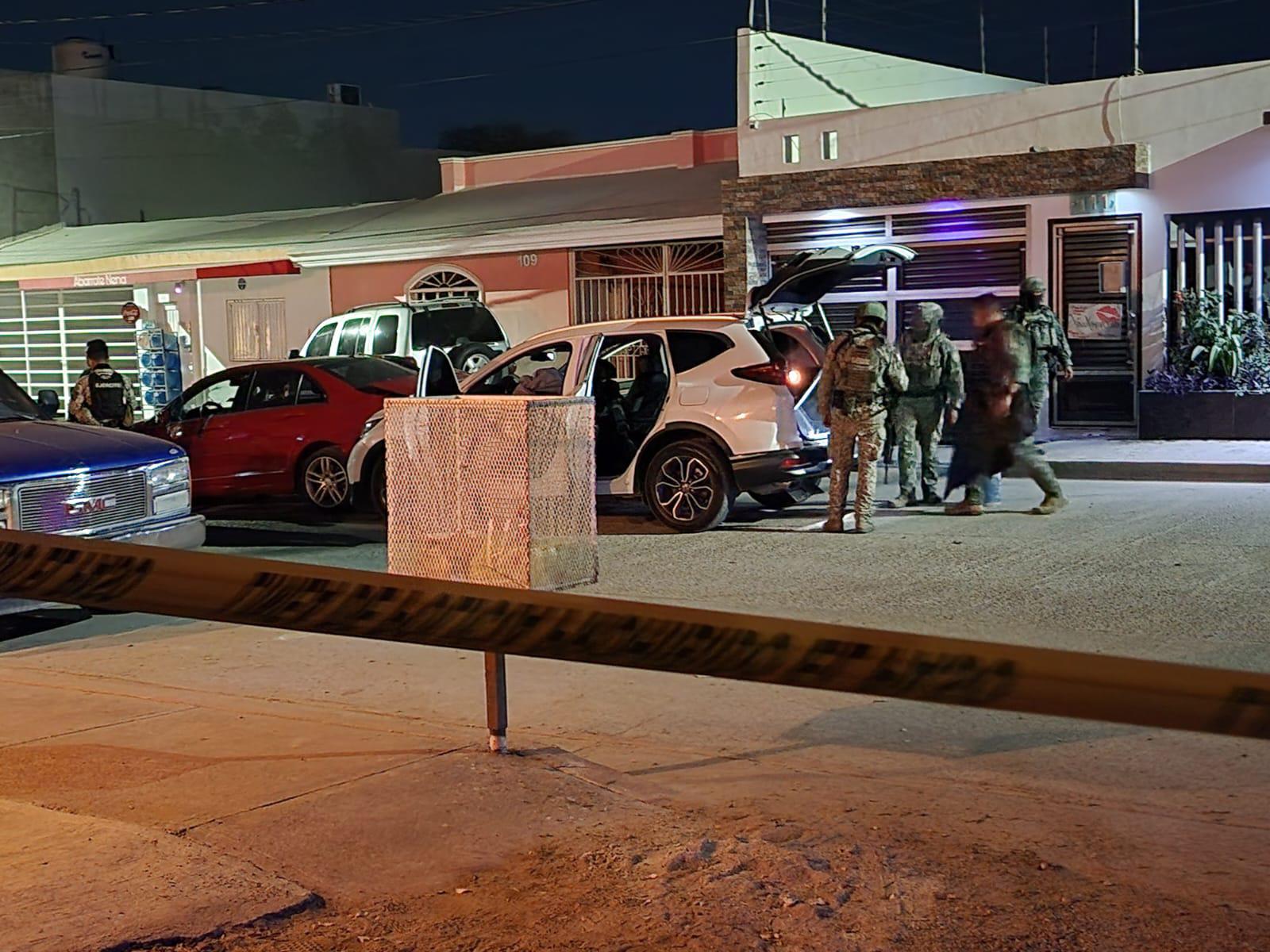 $!Se desata balacera entre civiles en la Lázaro Cárdenas; hay 2 heridos