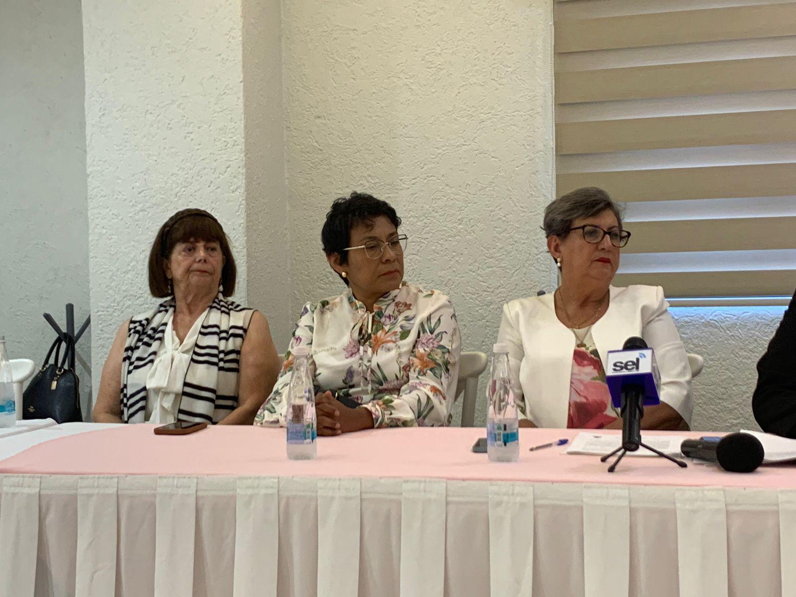 $!Laura Estela Peña Tamez, Raquel Zapien Osuna y María del Rosario Vázquez Rivera.