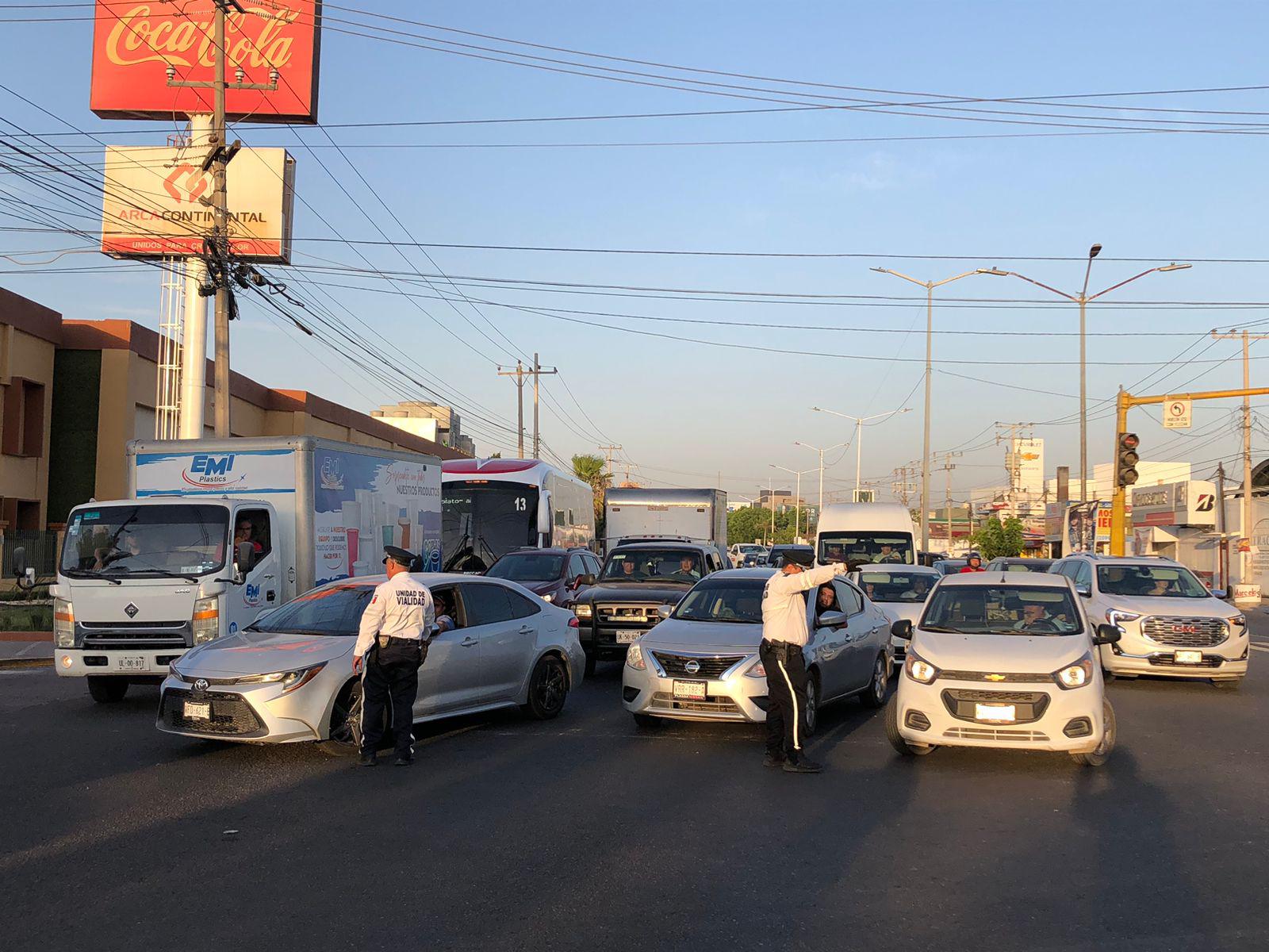 $!Por bloqueo en el Aeropuerto de Culiacán, piden no acudir a las instalaciones