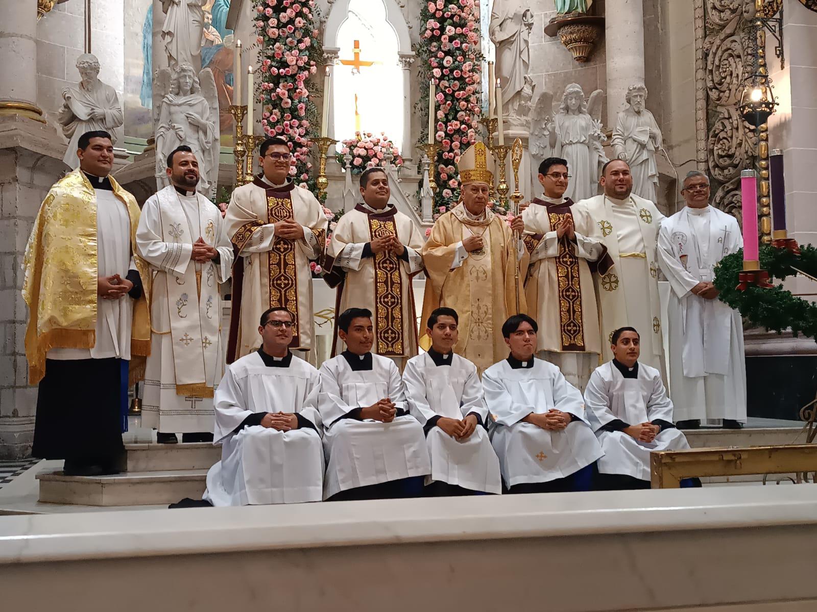 $!Celebran a la Virgen de la Inmaculada Concepción con mañanitas y Santa Misa dominical