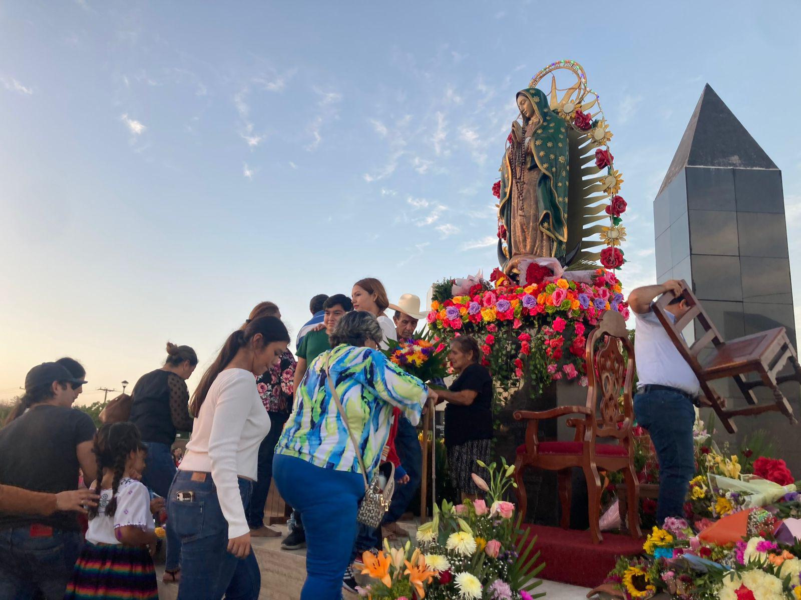 $!Se reúnen feligreses para celebrar misa a la Virgen de la Puntilla