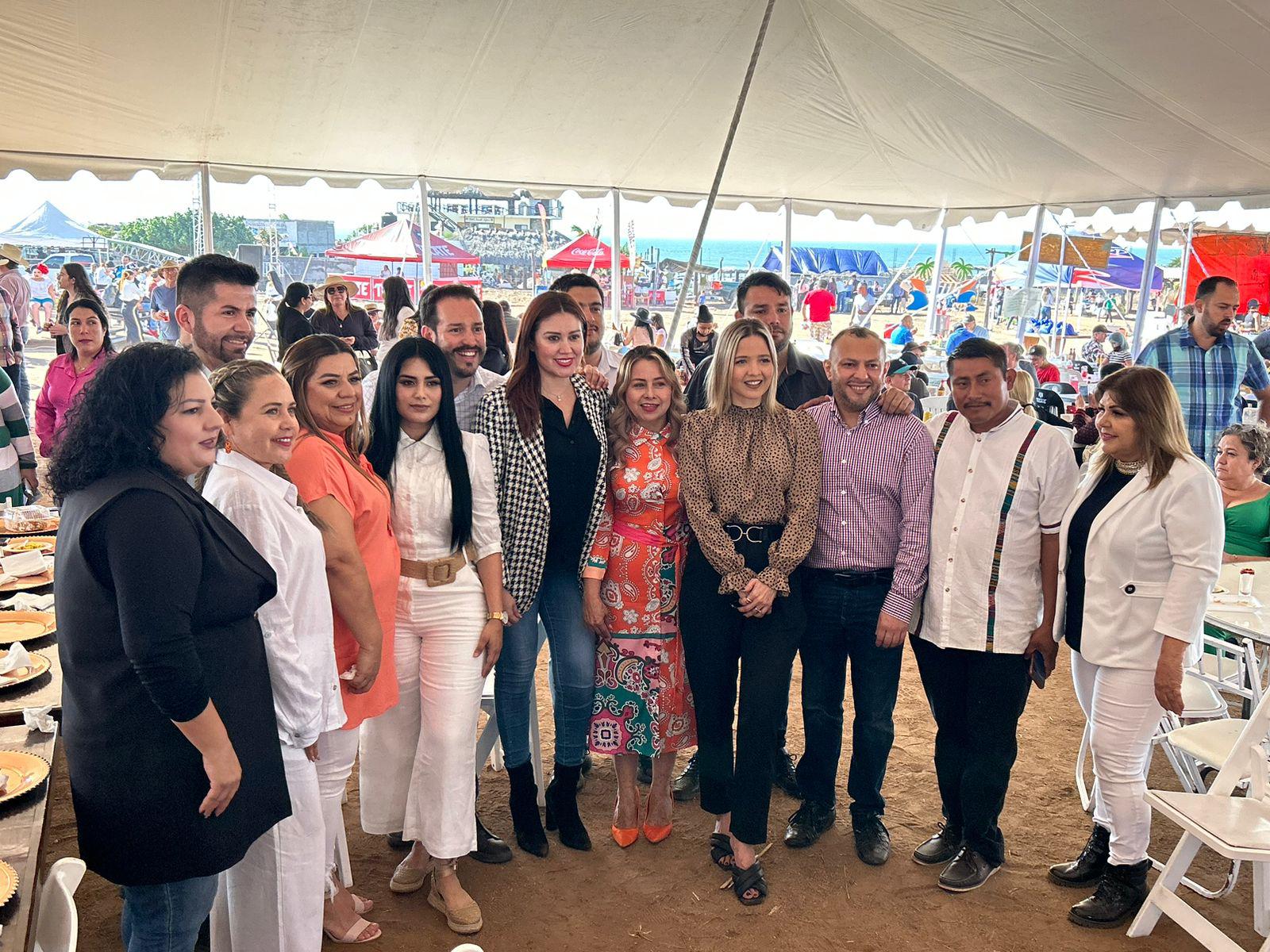 $!Inauguran la Feria del Ostión en playas de Celestino Gazca, en Elota