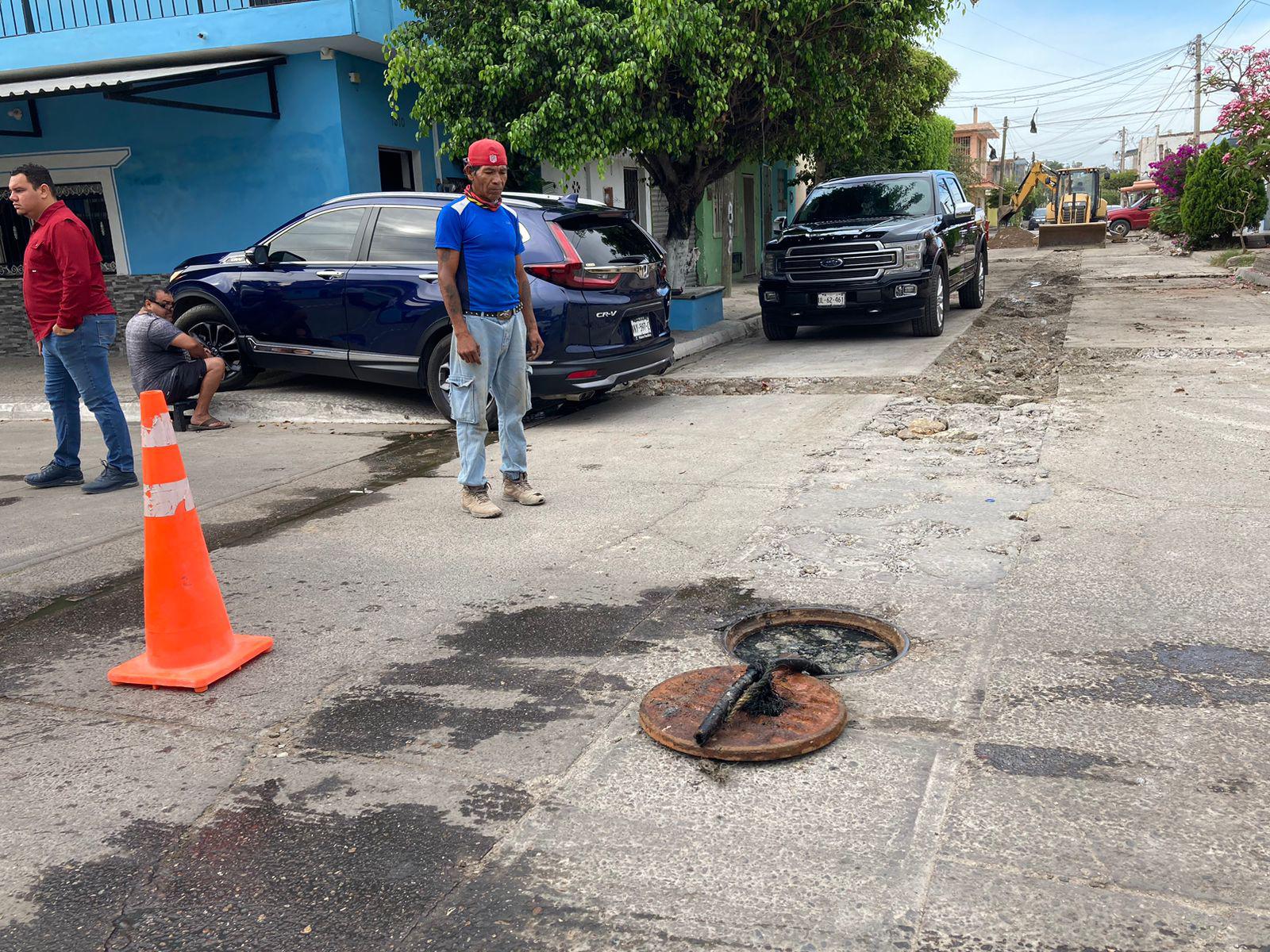 $!Por tema de salud, repondrán tubería en calle 5 de febrero en la Colonia Esperanza