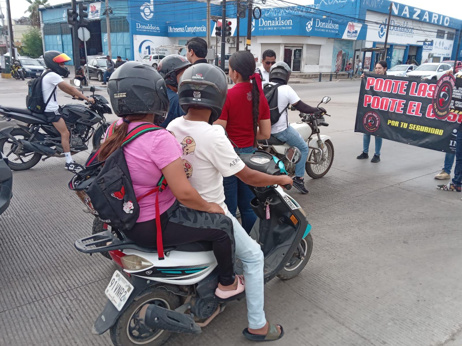 $!Concientizan a motociclistas con la campaña ‘Ponte las pilas, ponte el casco’