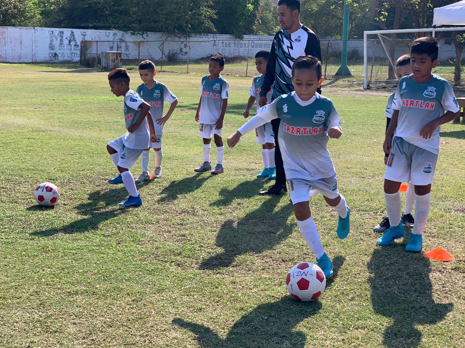 $!Mazatlán gana Campeonato Estatal de Futbol Panditas