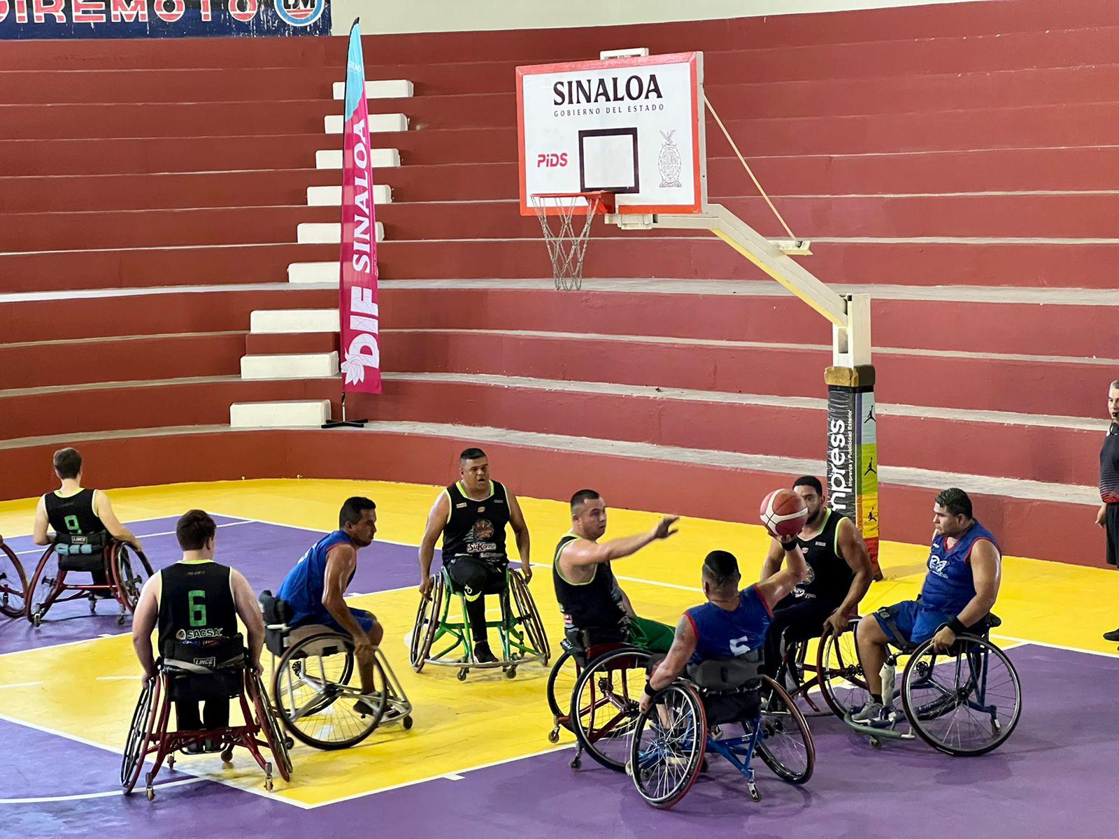 $!Inauguran la liga estatal de básquetbol sobre Silla De Ruedas primera fuerza en el Gimnasio Municipal de Escuinapa