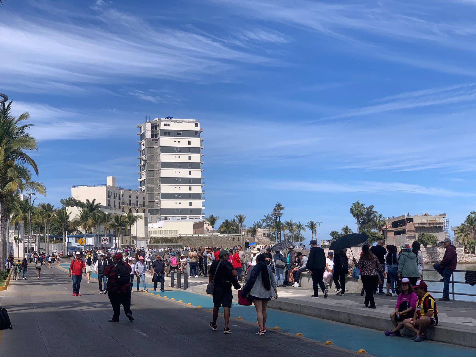 $!Cautiva y emociona el Eclipse Total de Sol a miles en Mazatlán