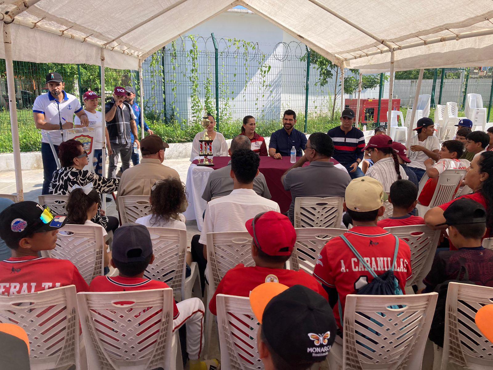 $!Inauguran en Escuinapa Cuadrangular de Beisbol Infantil