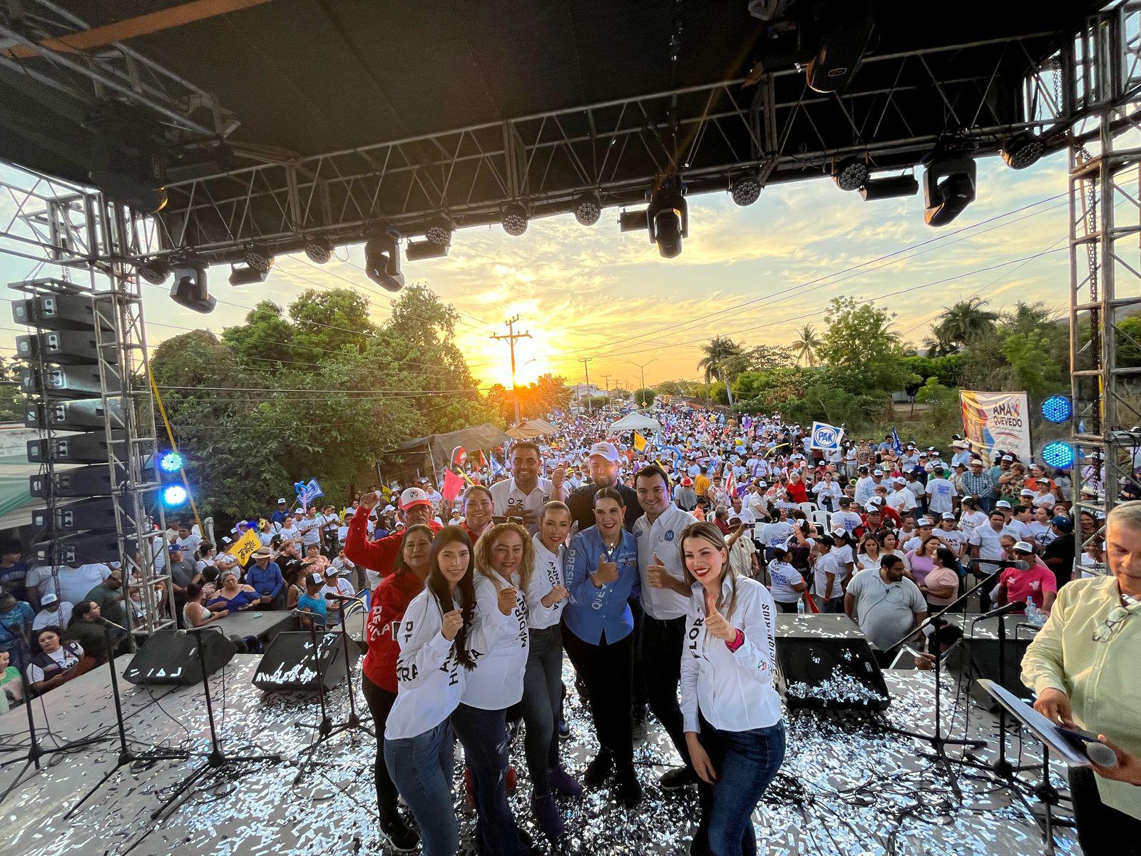 $!“Somos el rostro nuevo de Rosario”: Ana Quevedo al cerrar su campaña en Rosario