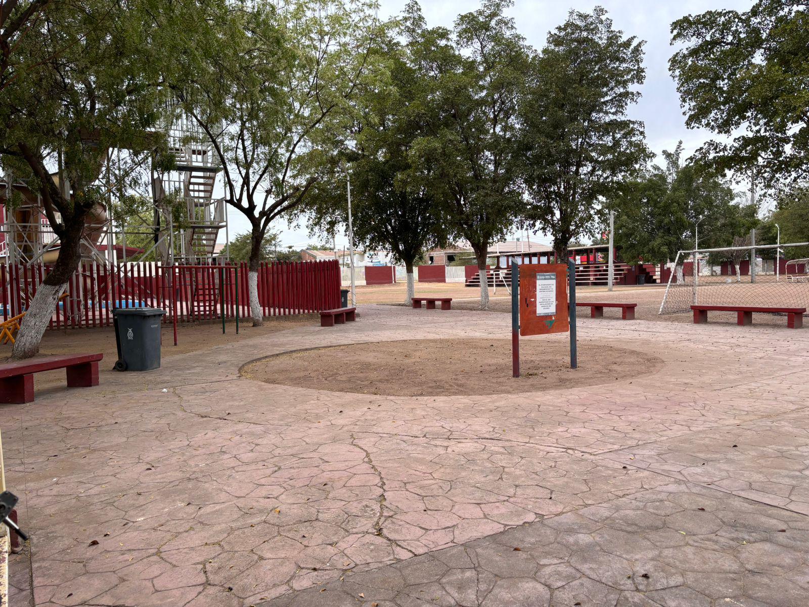 $!Vecinos de la colonia 21 de Marzo, en Culiacán, piden pavimentación de cuatro calles