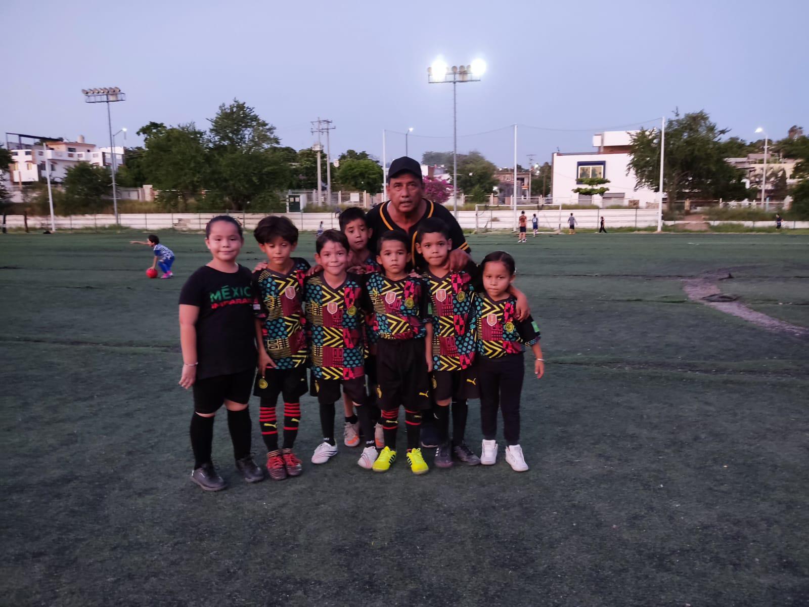 $!Surgen finalistas del Gran Torneo Popular de Futbol del 492 Aniversario de Culiacán