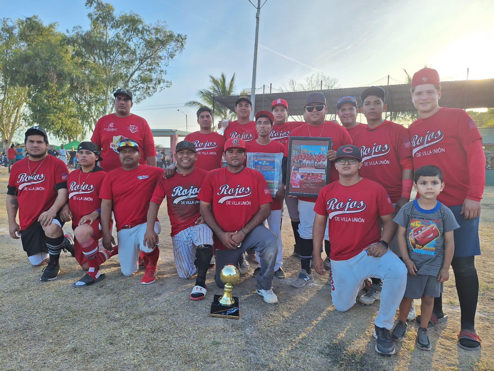 $!En duelo de poder, Chileros de El Walamo se corona campeón de la Río Presidio