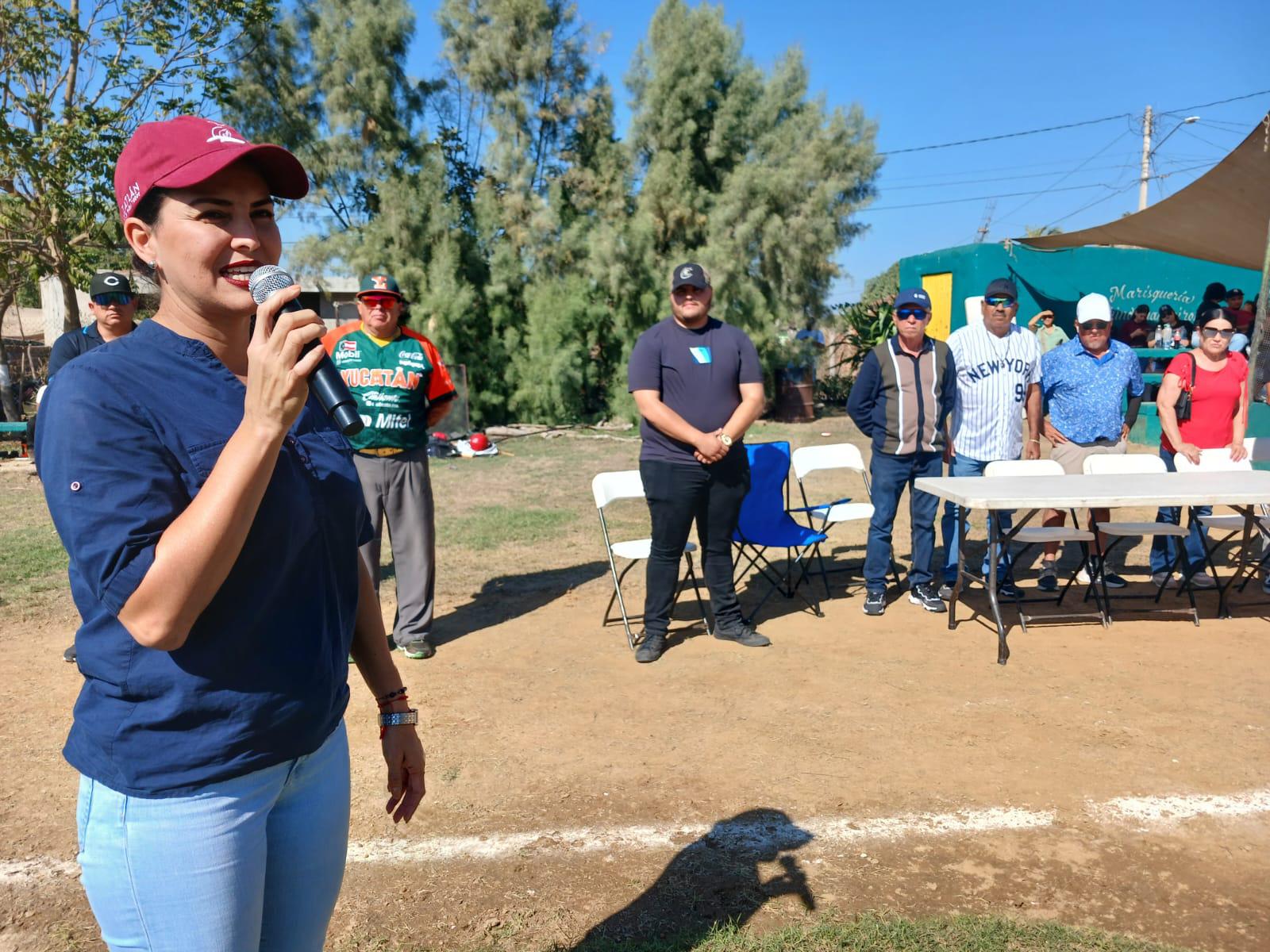 $!Cantan el playball del Quinto Torneo de Beisbol Infantil, en El Roble