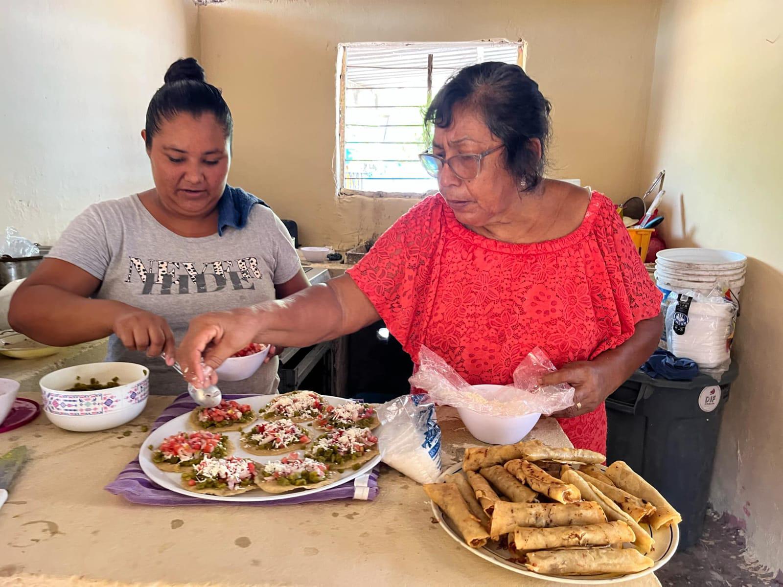 $!DIF Rosario celebra Día Mundial de la Alimentación con demostración de platillos saludables