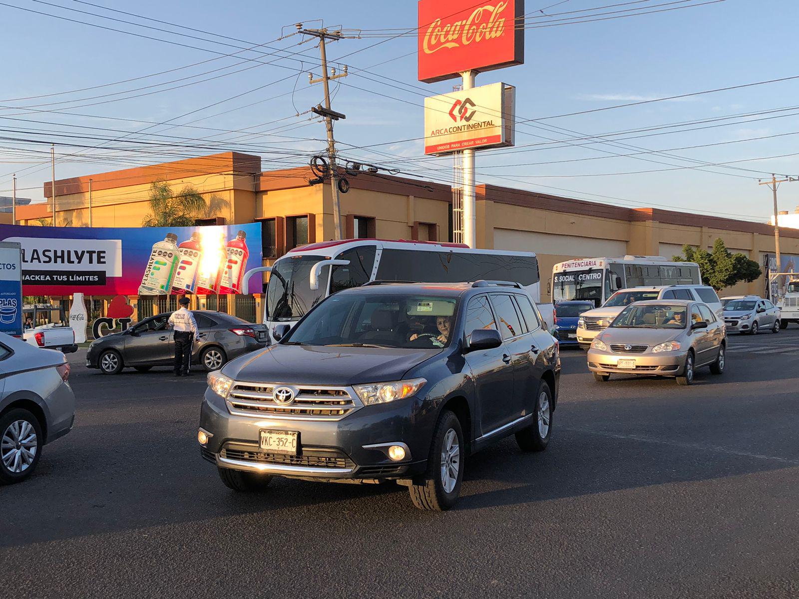 $!Por bloqueo en el Aeropuerto de Culiacán, piden no acudir a las instalaciones