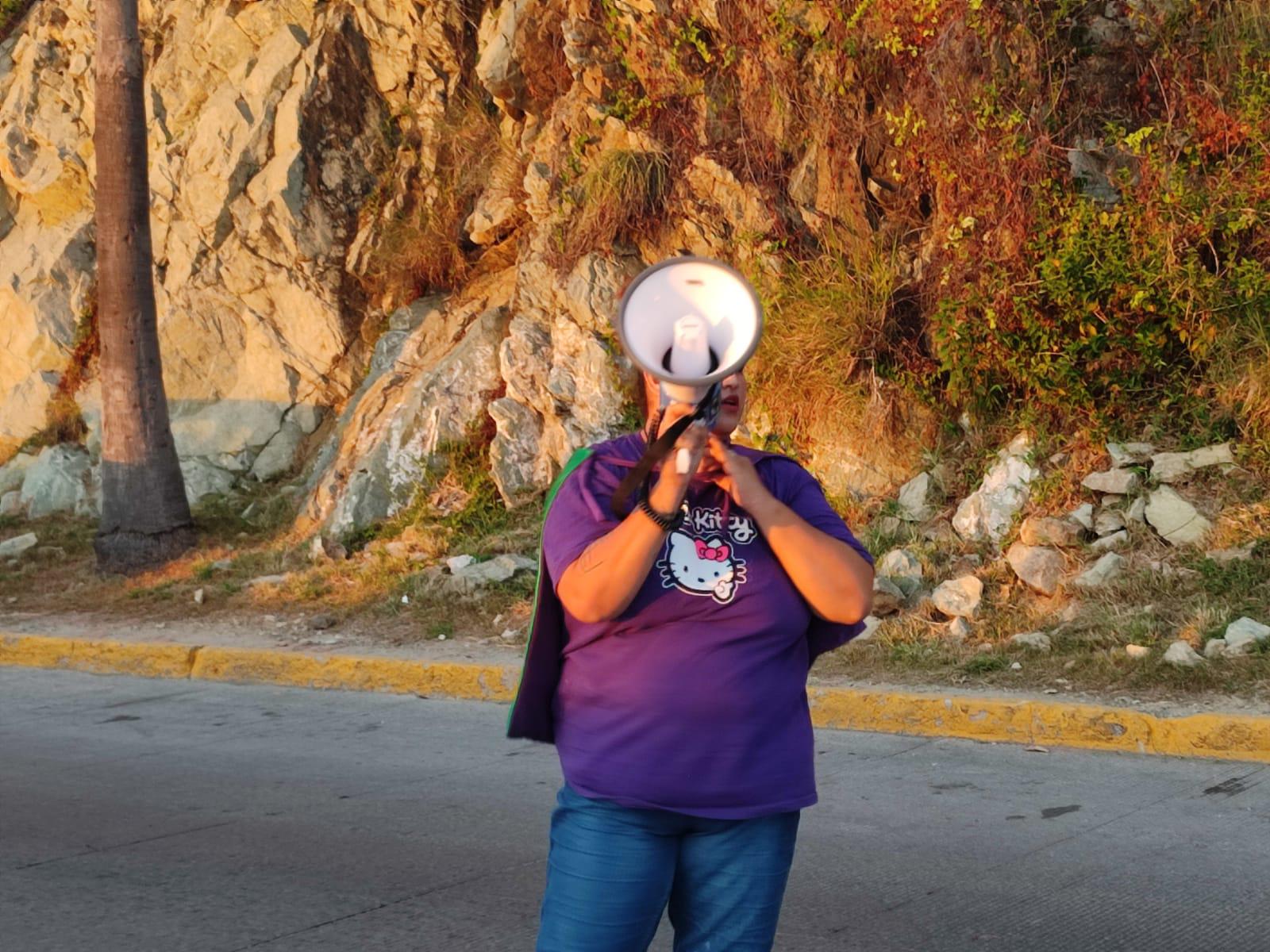 $!Pintan Camino Memorial de las Víctimas de Feminicidio en Mazatlán