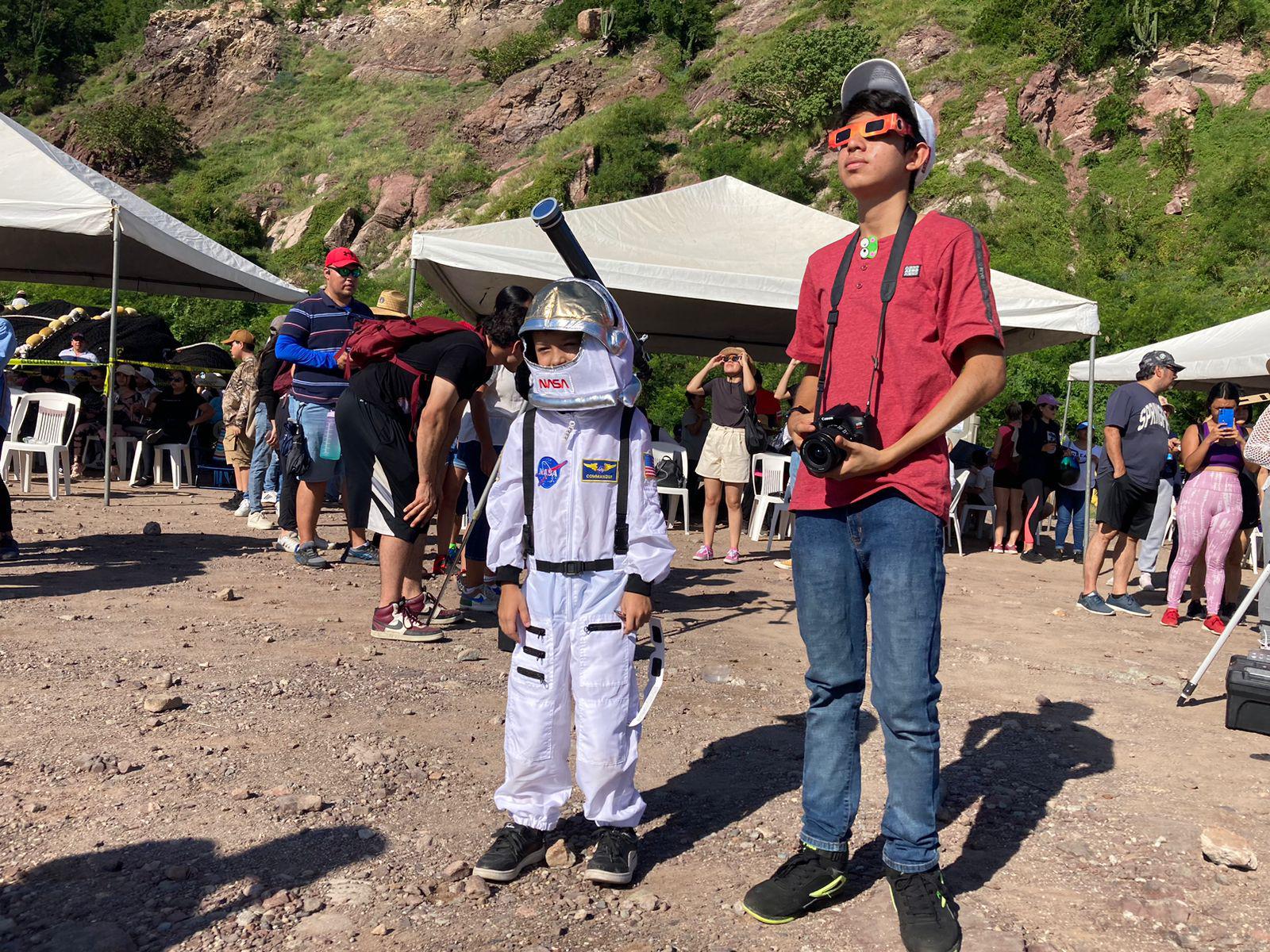 $!Emiliano, el pequeño mazatleco que quiere viajar a las estrellas