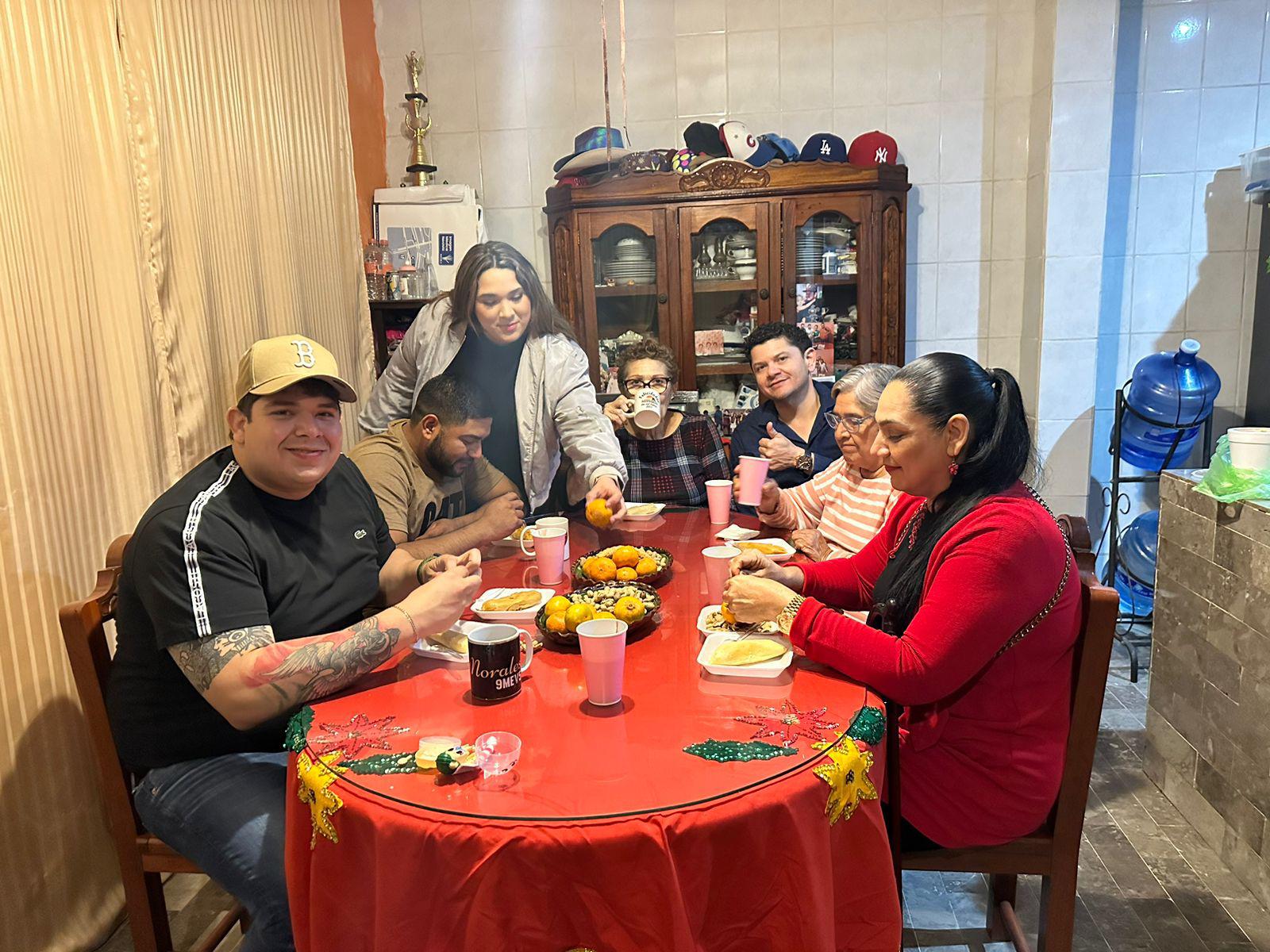 $!Paúl Morales disfruta en familia estas fiestas y en su querido Navolato