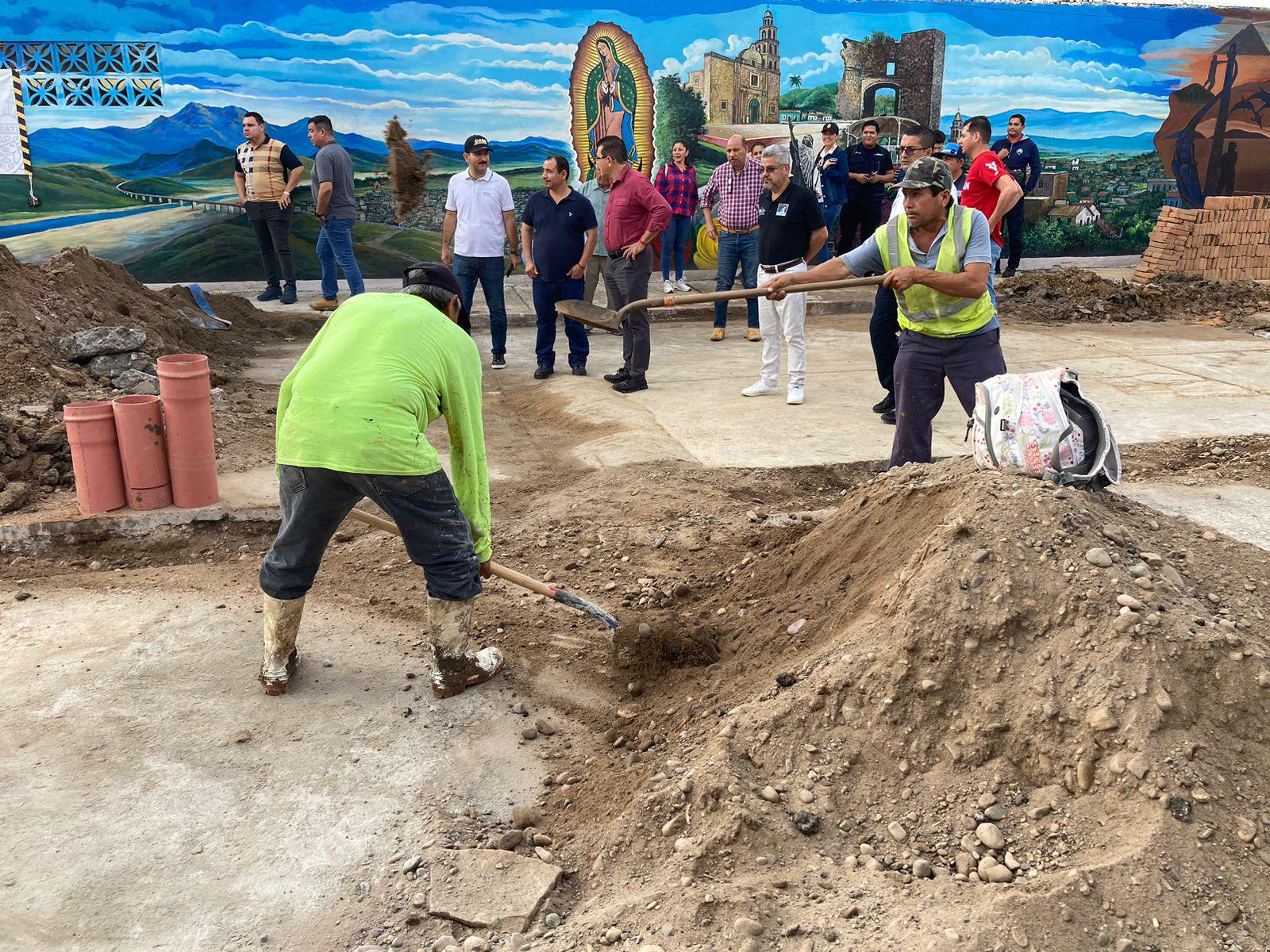 $!Reposición del drenaje en Avenida Jacarandas en Villa Verde está listo: Alcalde