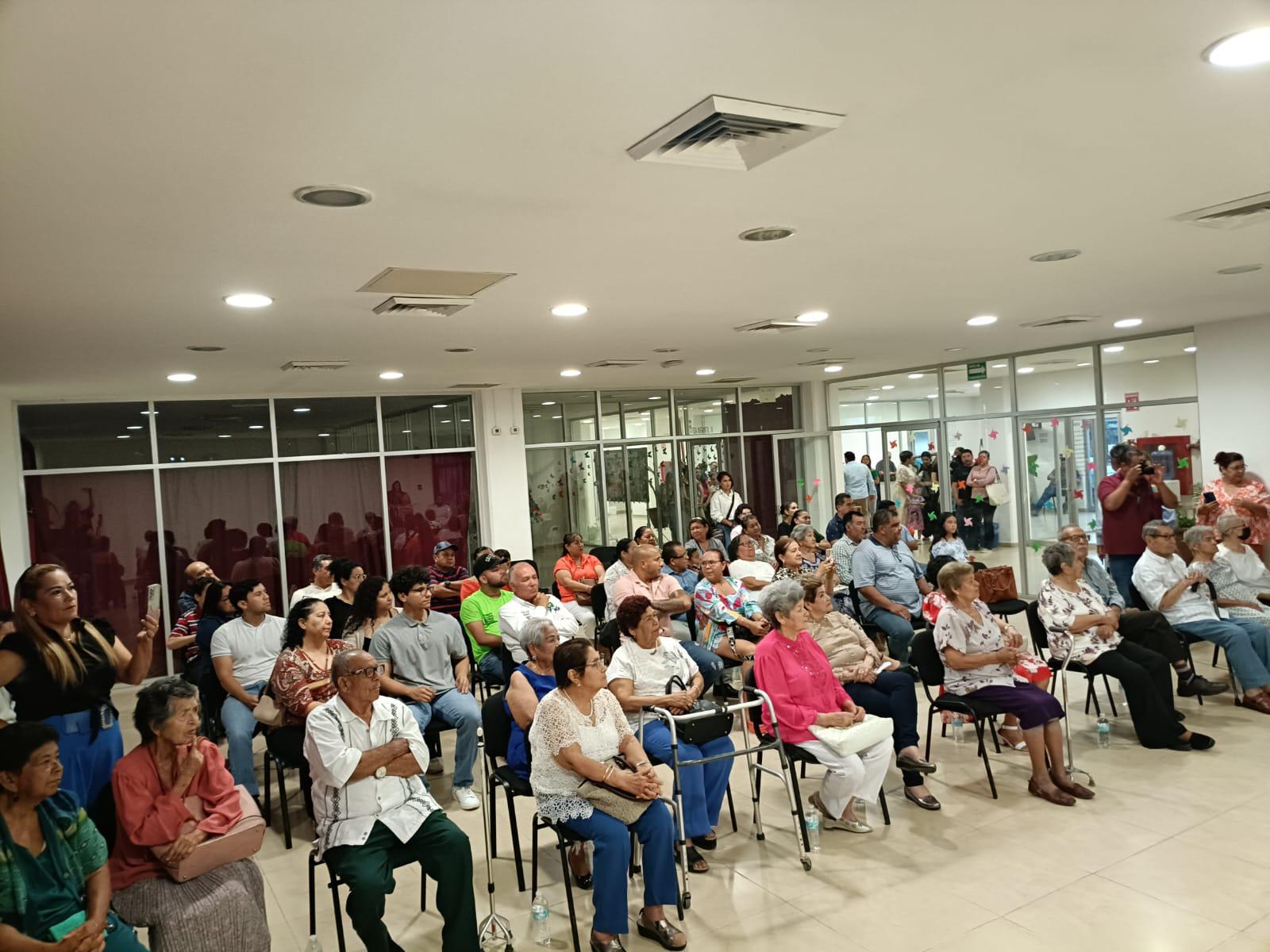 $!Celebran en Escuinapa a docentes jubilados mayores de 80 años