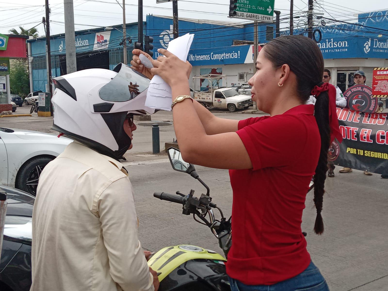 $!Concientizan a motociclistas con la campaña ‘Ponte las pilas, ponte el casco’