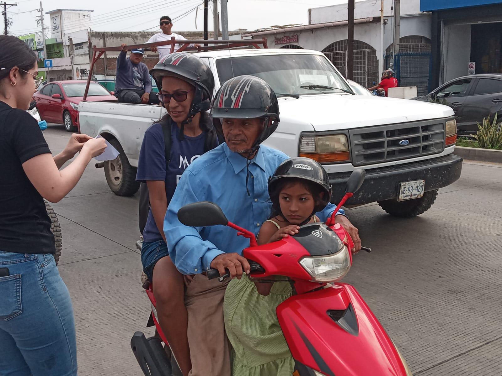 $!Concientizan a motociclistas con la campaña ‘Ponte las pilas, ponte el casco’