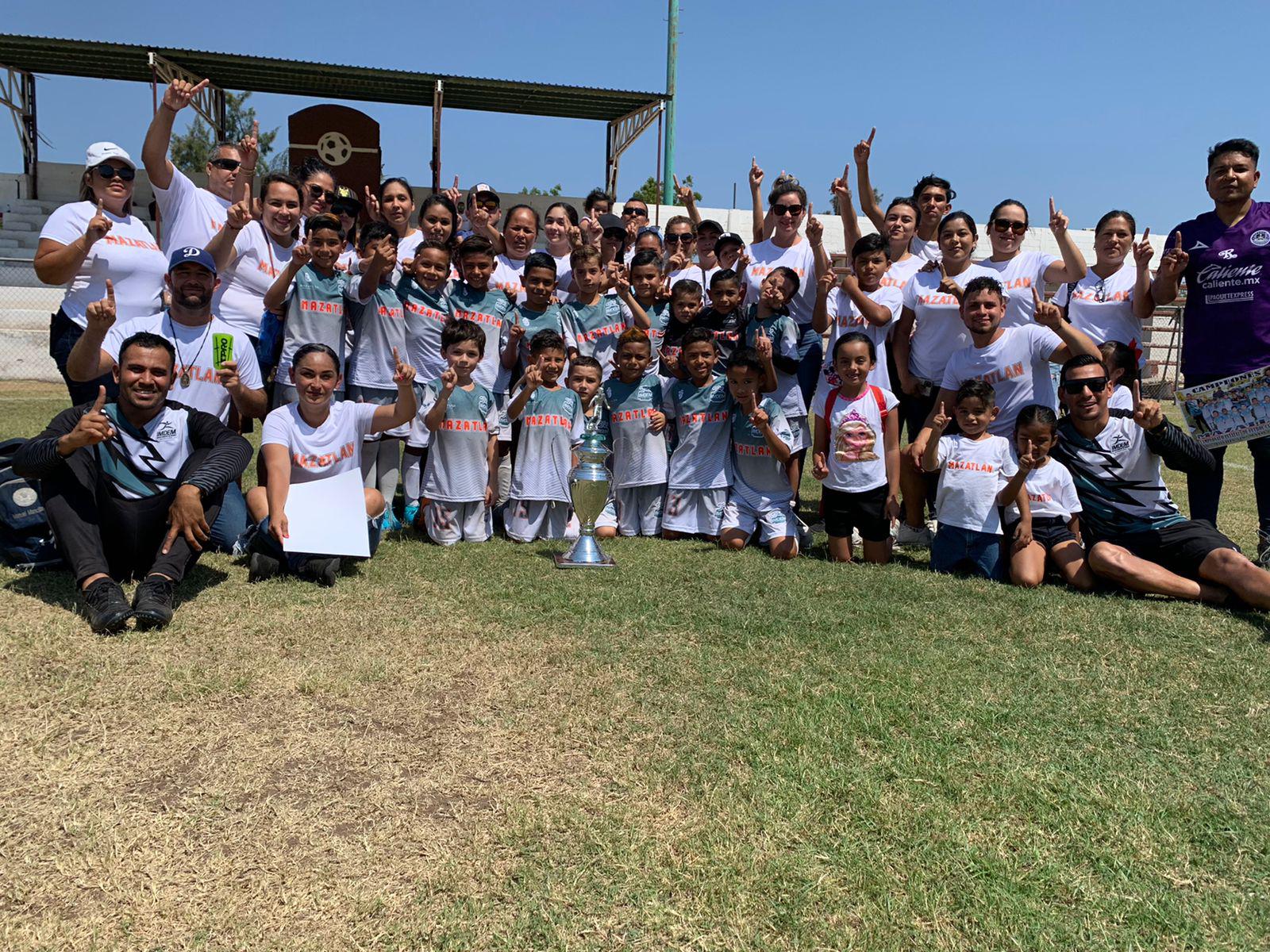 $!Mazatlán gana Campeonato Estatal de Futbol Panditas