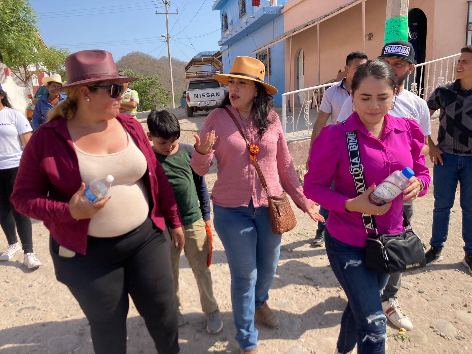 $!Diputados de la Comisión de Asuntos Indígenas visitan comunidades de El Trébol 1 en Escuinapa; y Matatán en Rosario