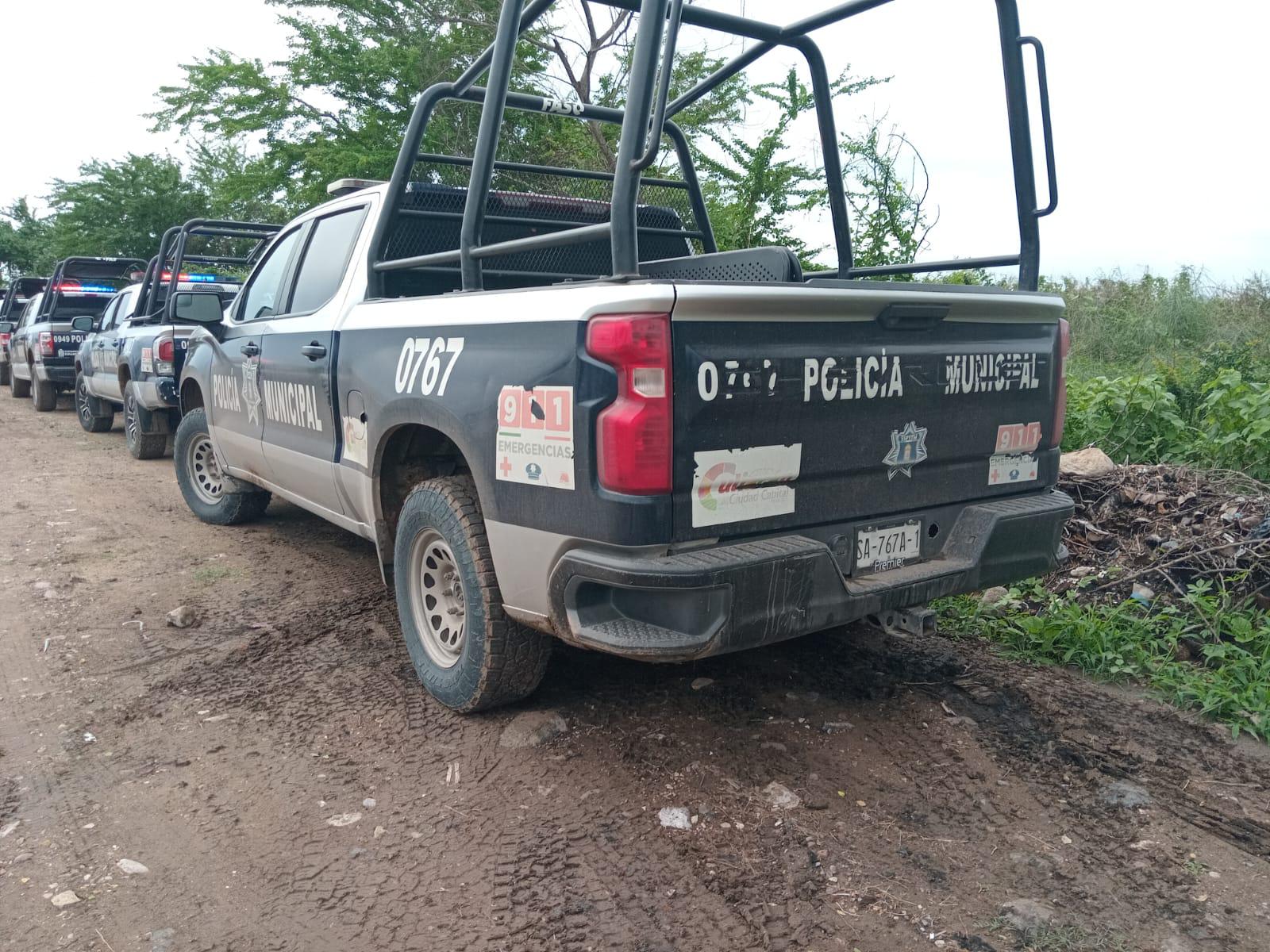 $!Hallan a conductor que cayó a canal de Chulavista en Culiacán