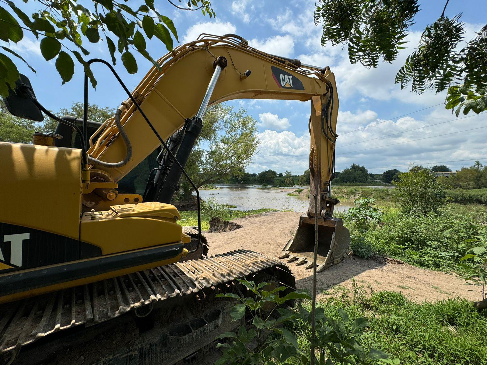 $!Cumple Villa Unión dos días sin servicio de agua potable; caudal del Presidio se llevó tubería