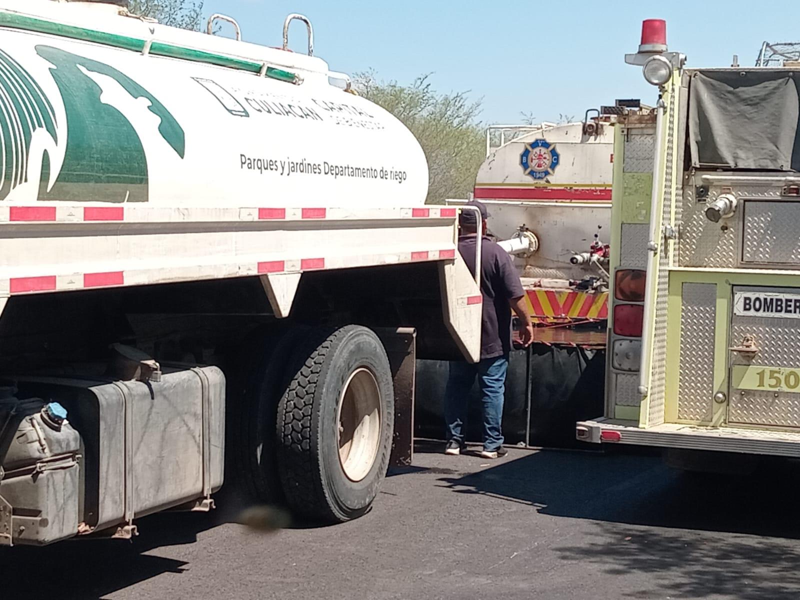 $!Se incendia camión de basura a la altura de La Primavera en Culiacán