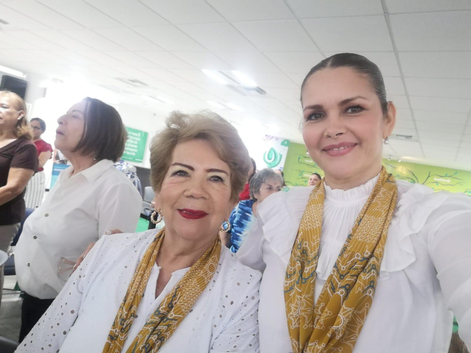 $!Lucy Calleros de Soto e Imelda Morales de Chicuate.