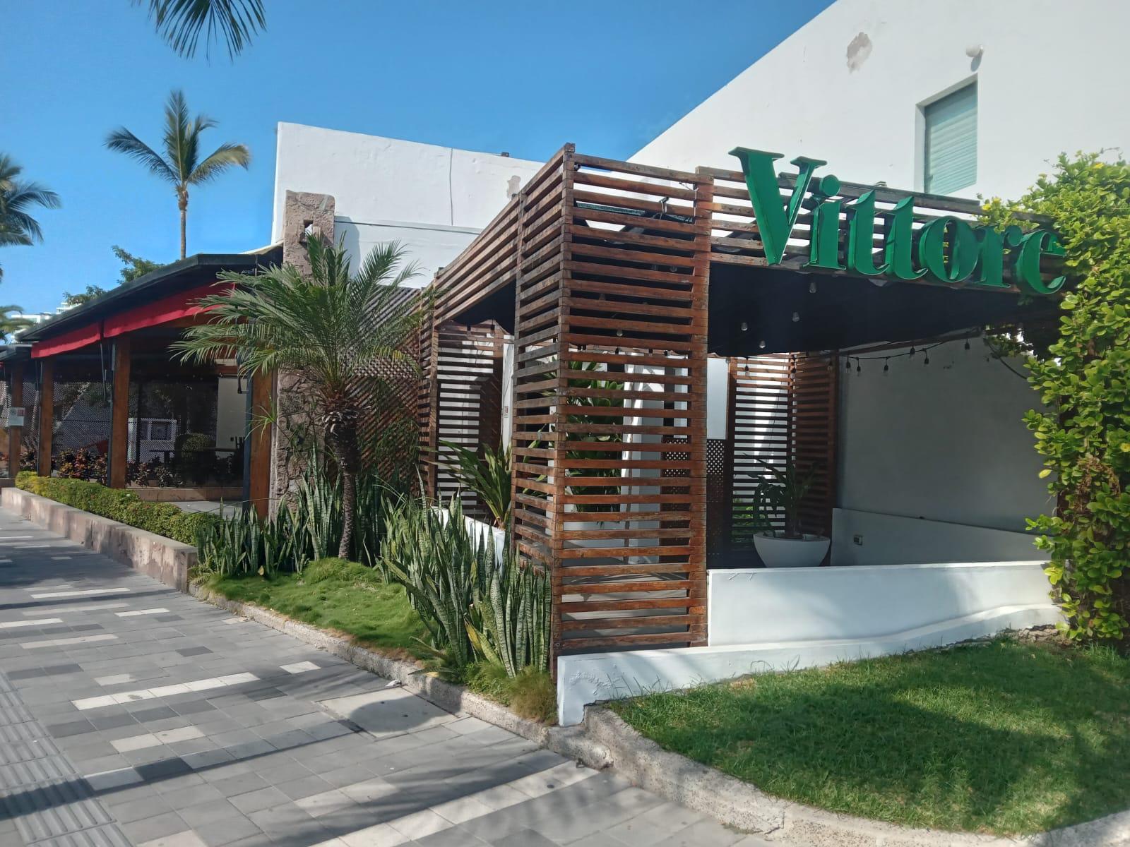 $!Cierran dos restaurantes en Zona Dorada, en Mazatlán, por efectos de crisis de inseguridad en Sinaloa