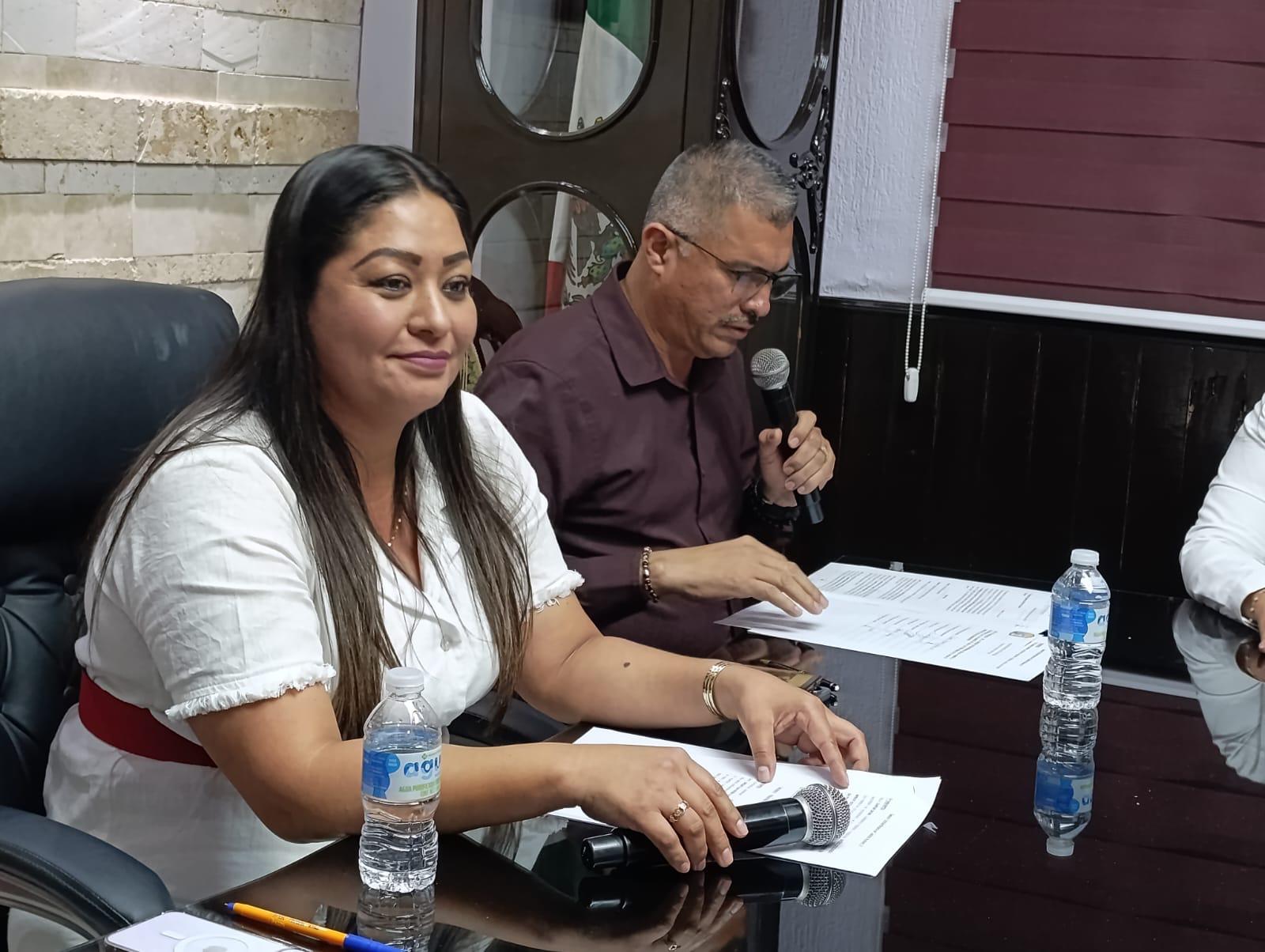 $!‘Alcaldesa de Escuinapa debe mantenerse al margen de la contienda electoral’: Regidores de MC