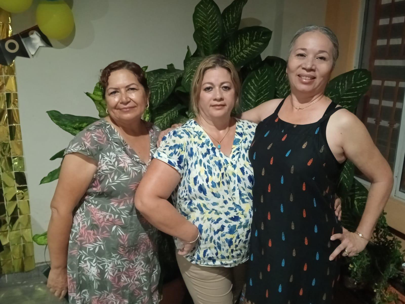 $!María Rita Zúñiga, Ana María Angulo e Isabel Rendón.