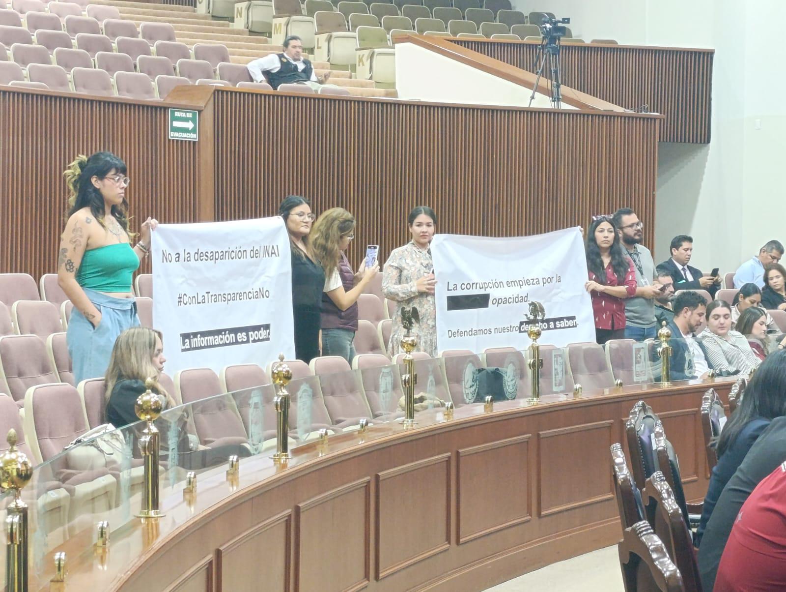 $!Morena y aliados en el Congreso de Sinaloa respaldan desaparición de órganos autónomos