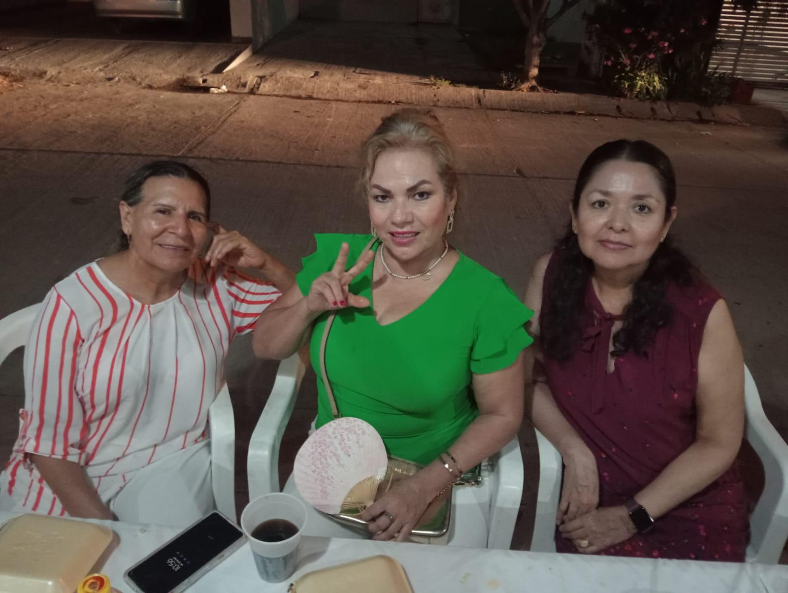 $!Eva Hernández, Lupita Pérez y Graciela Ávila.