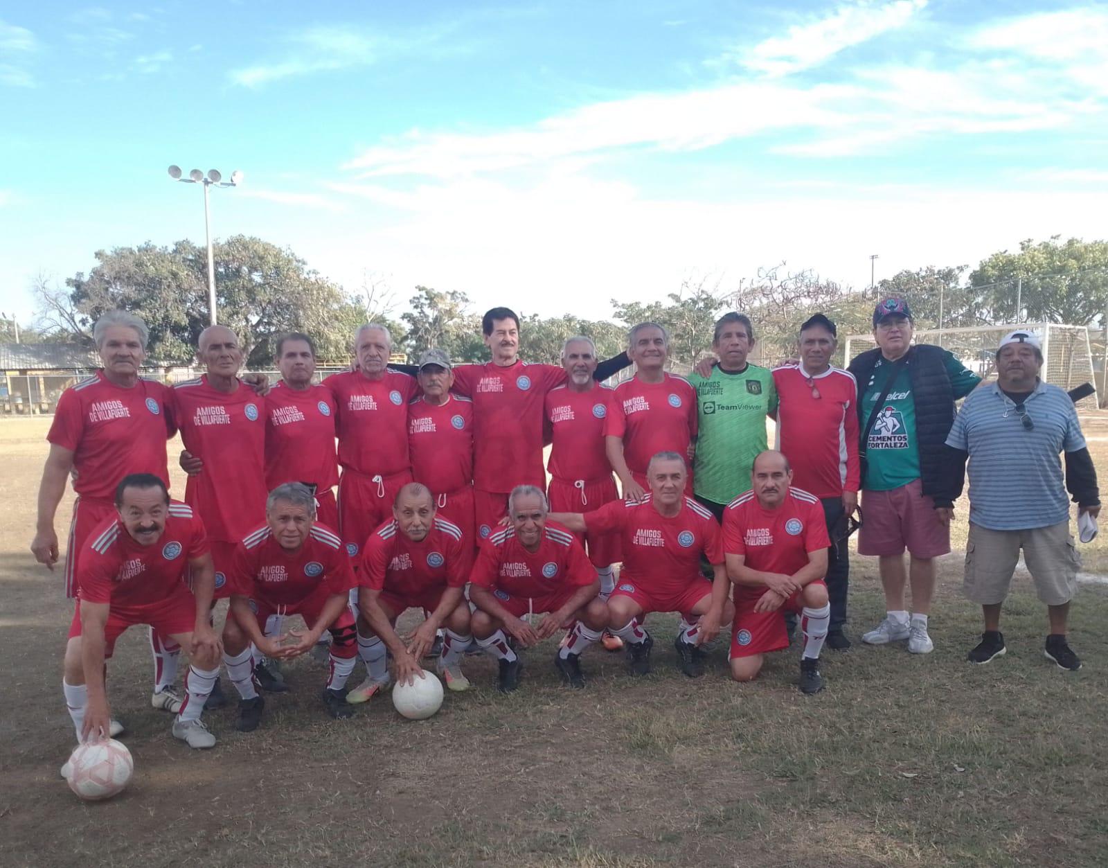 $!Brujildos suma sus primeros puntos en Regional Centenario de Futbol, en Club Muralla