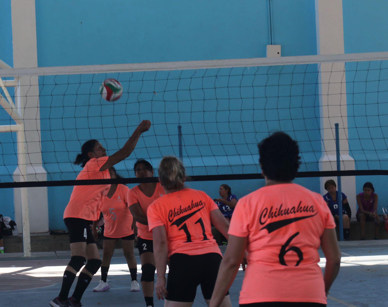 $!Grandes emociones se viven en la segunda jornada del Festival de Voleibol Salvador González