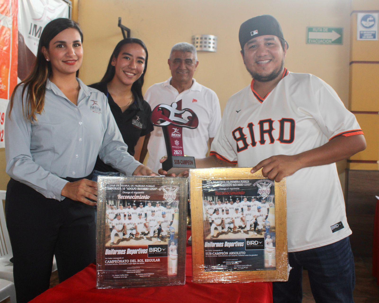 $!Premian a lo mejor de la Liga de Beisbol Primera Fuerza