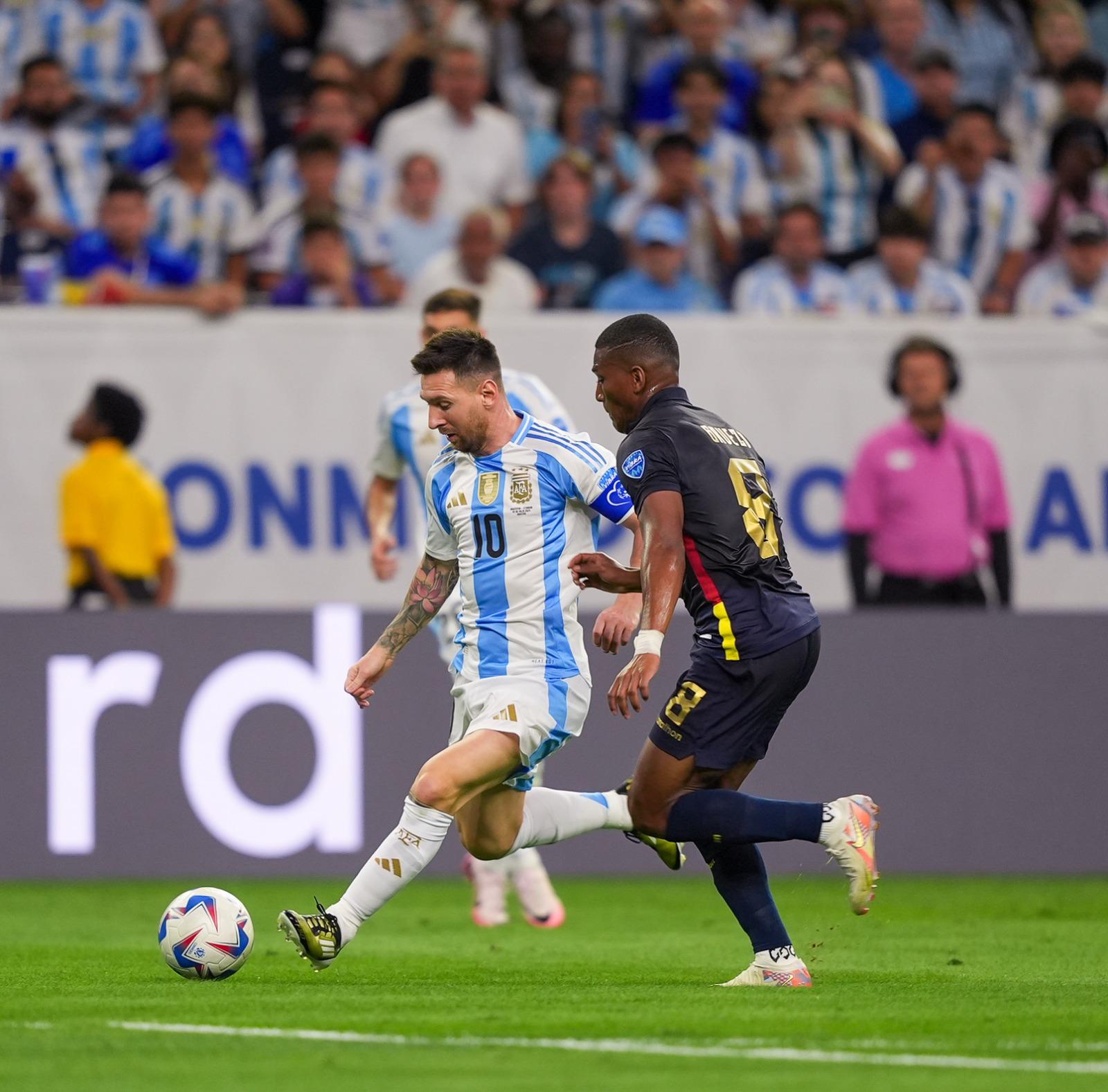 $!Perdona Ecuador y Argentina va a semifinales de la Copa América