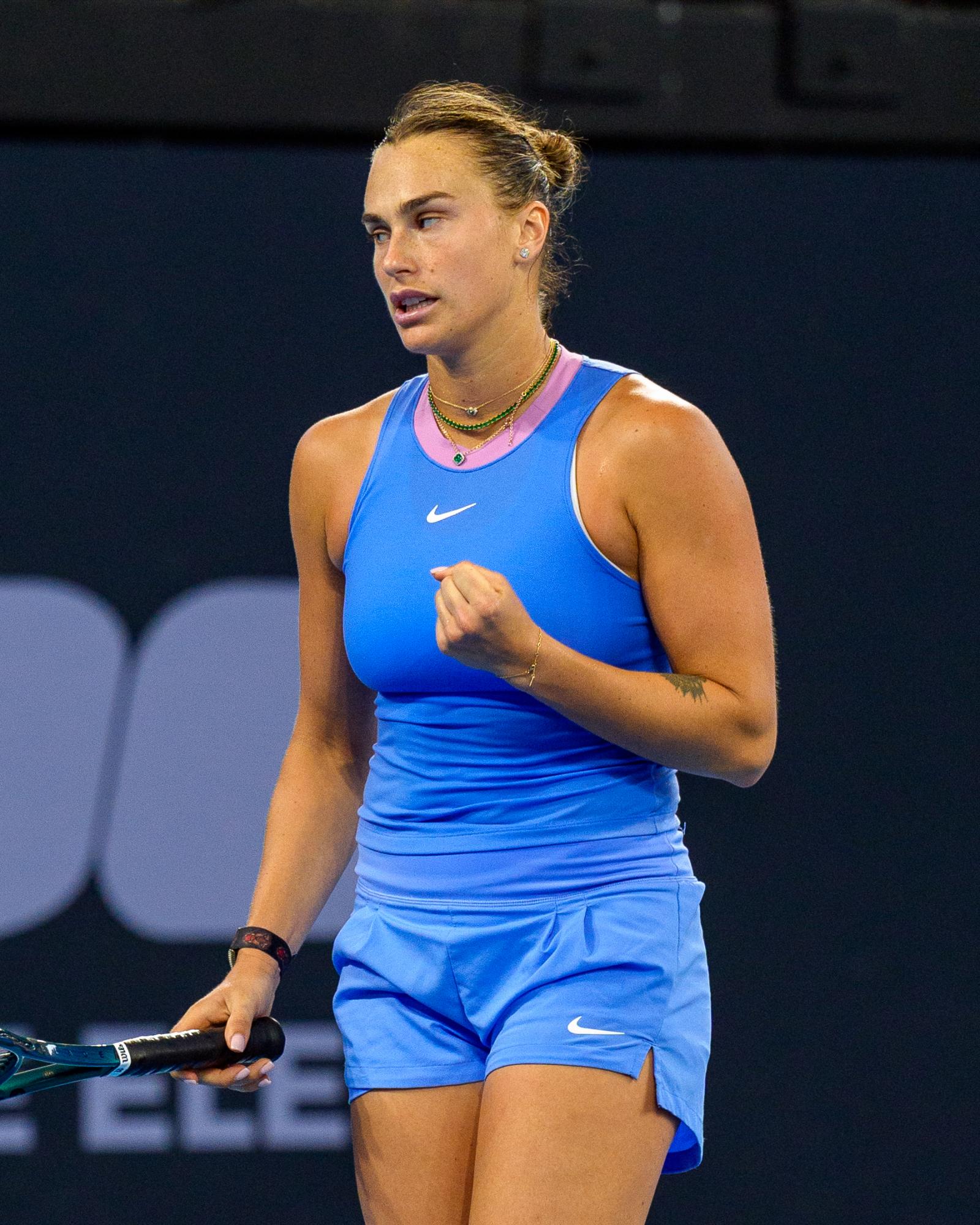 $!Sabalenka resiste a Kudermetova y gana el título de Brisbane