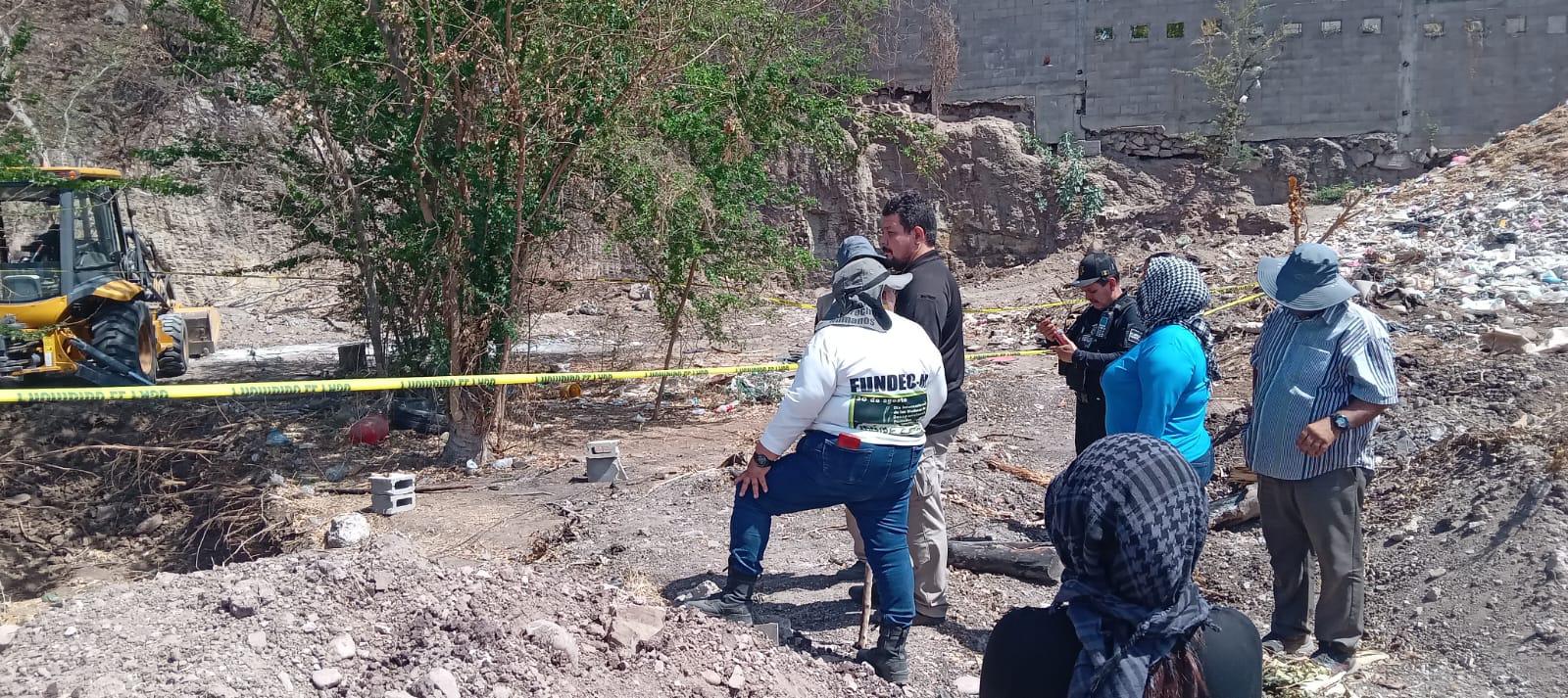 $!Colectivo de búsqueda halla más restos humanos en sitio donde se han ubicado fosas clandestinas en Culiacán