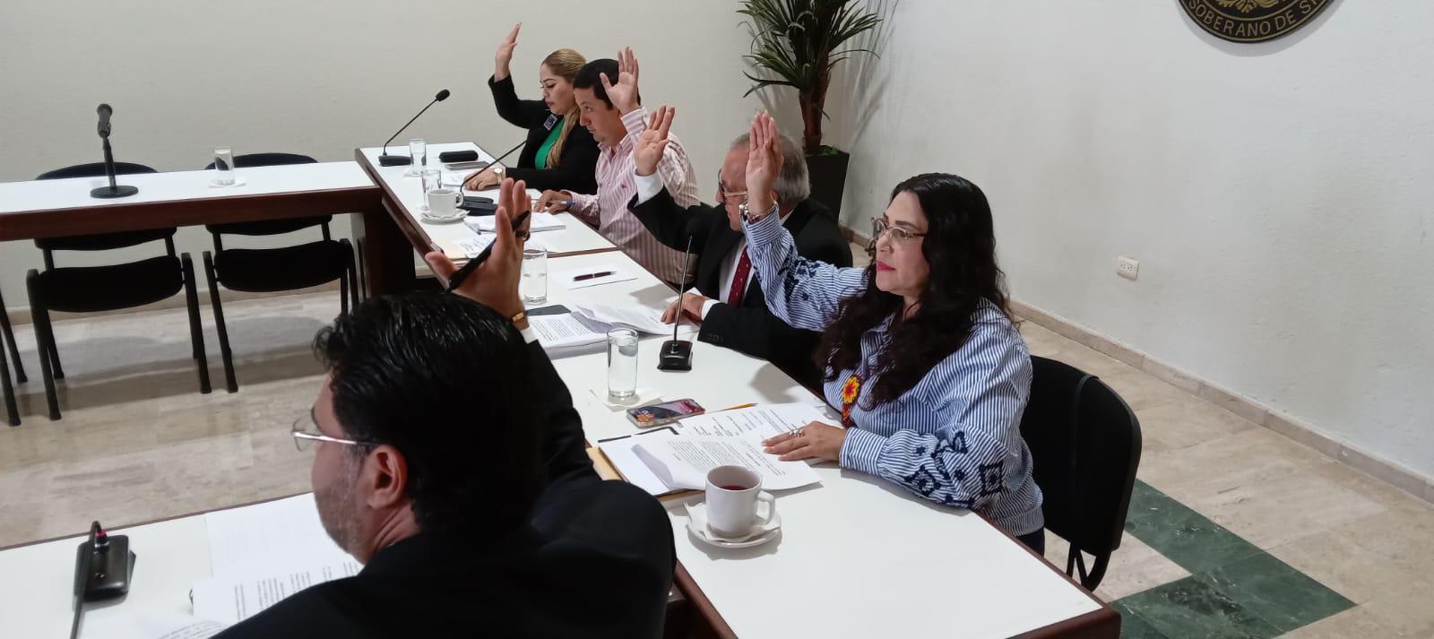 $!Apura Congreso de Sinaloa cierre de pendientes al término de 64 Legislatura; aprueban 6 dictámenes en un día