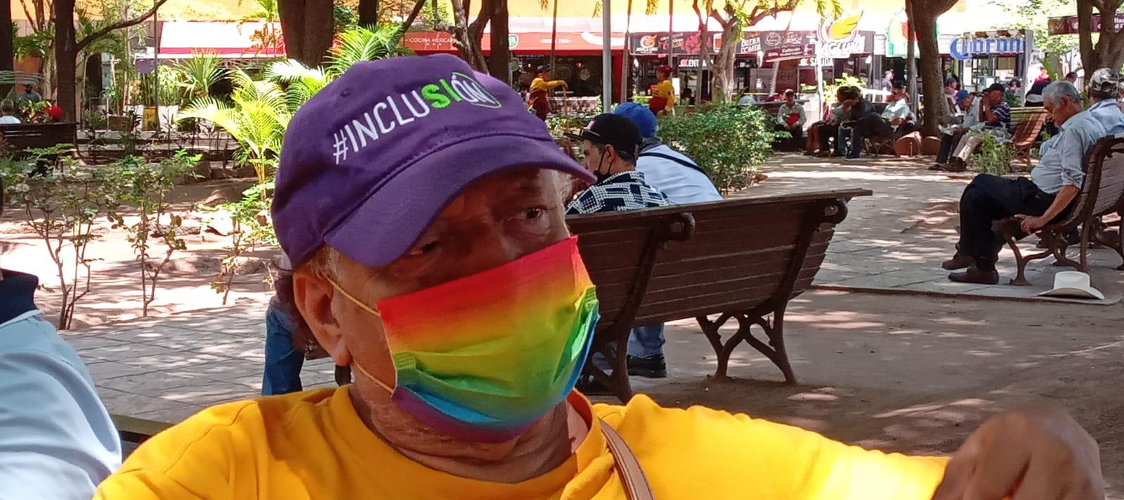 $!‘El Profe’, toda una vida dedicada al activismo LGBT+ en Culiacán